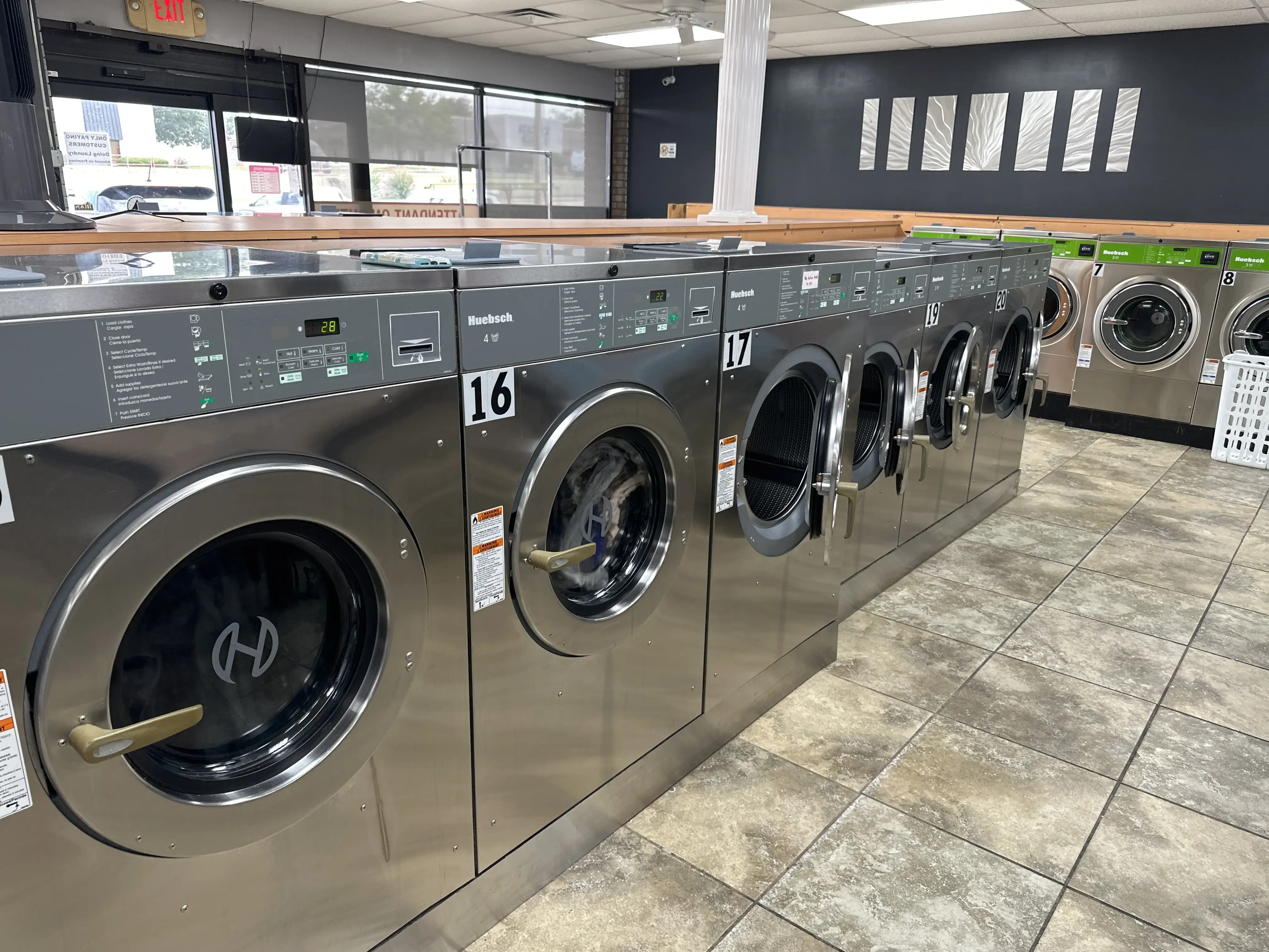 Super Clean Laundromat location