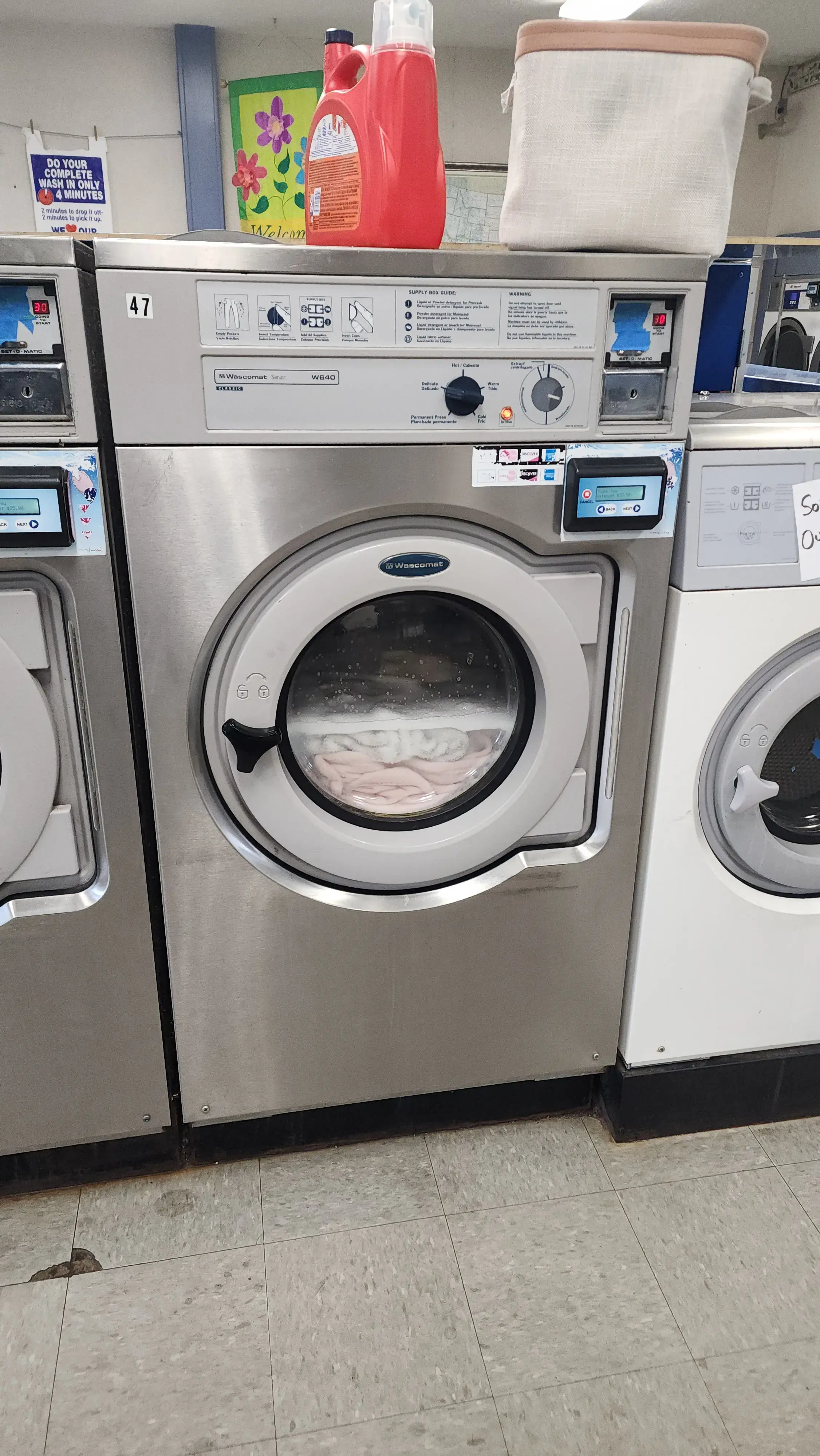 Super Clean Laundry & Car Wash location