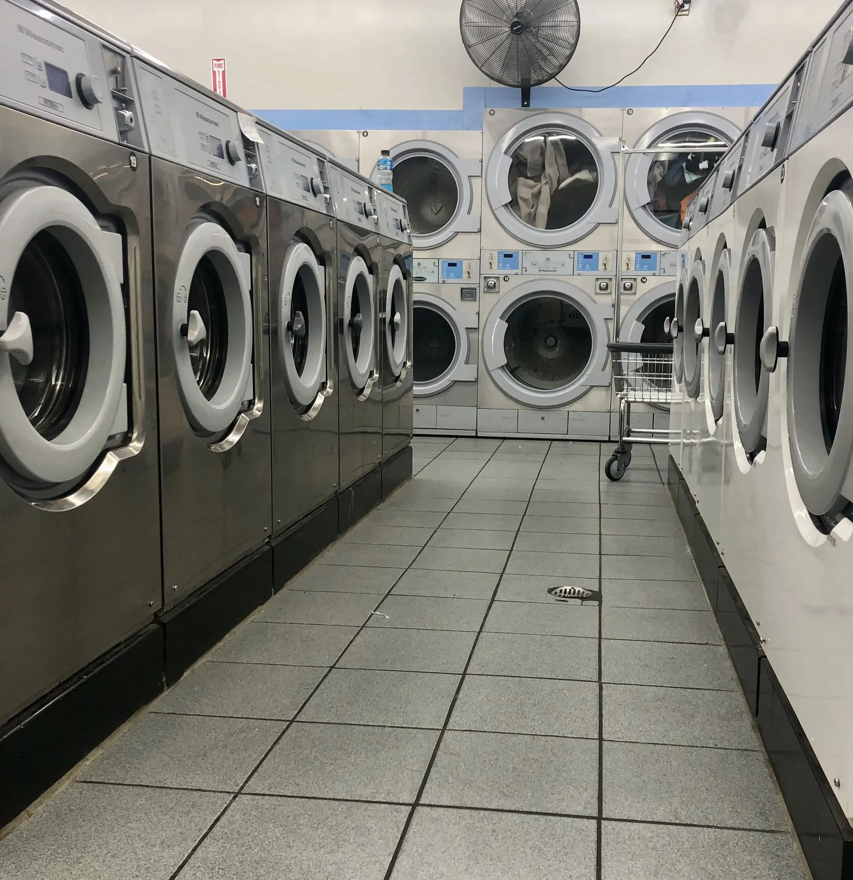 Super Coin Laundry location