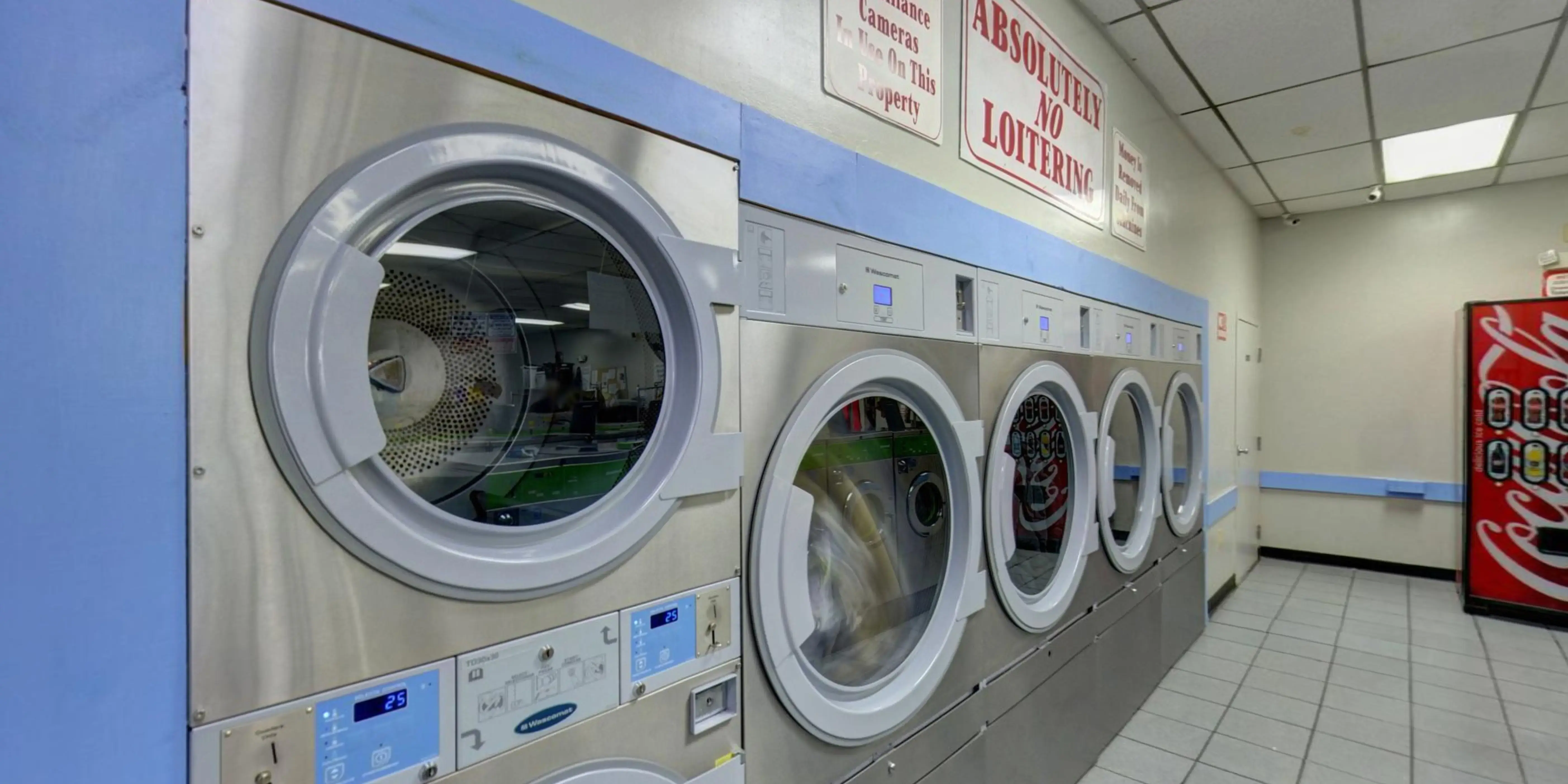 Super Coin Laundry - Image 15
