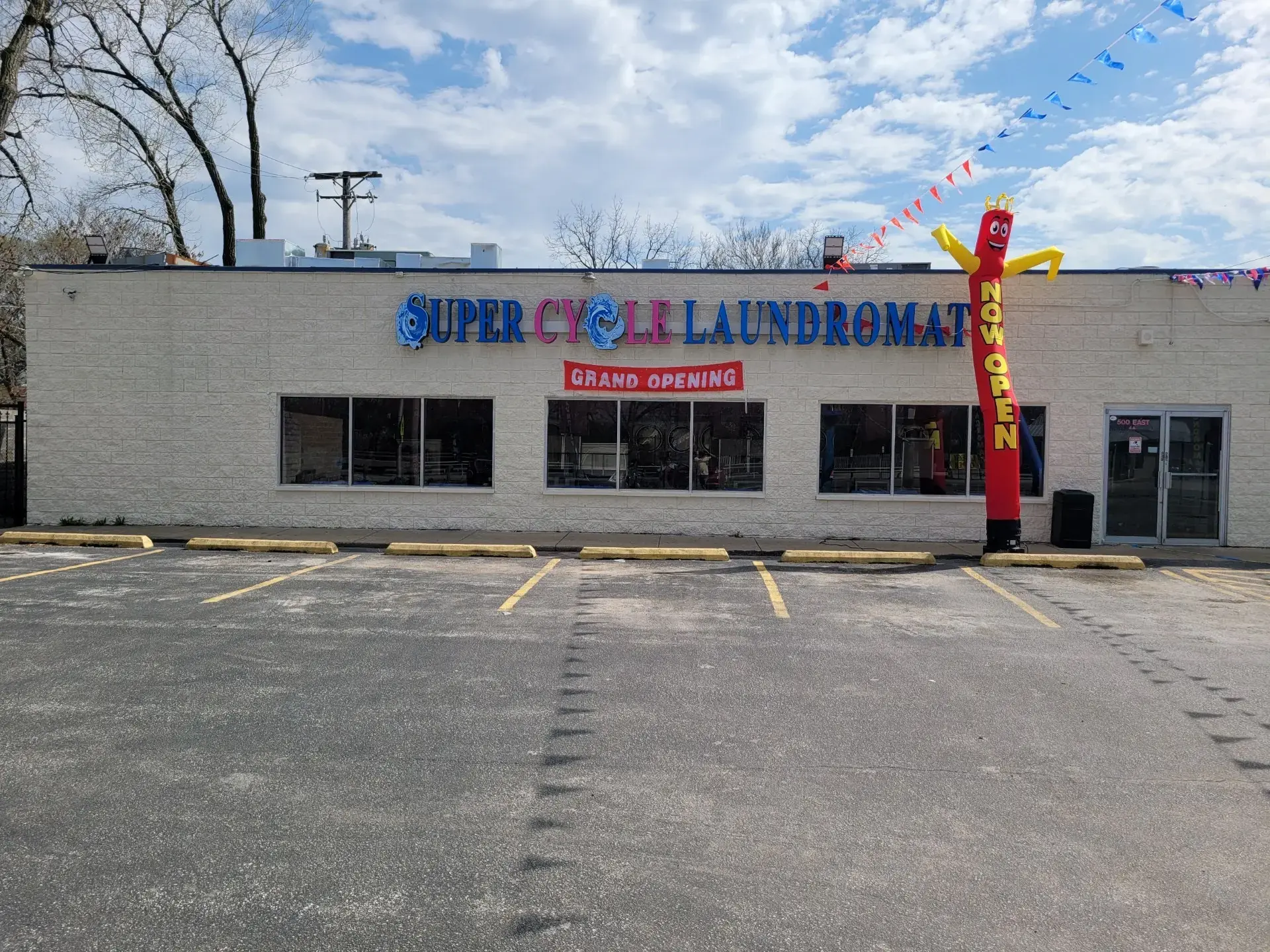 Super Cycle Laundromat thumbnail 4