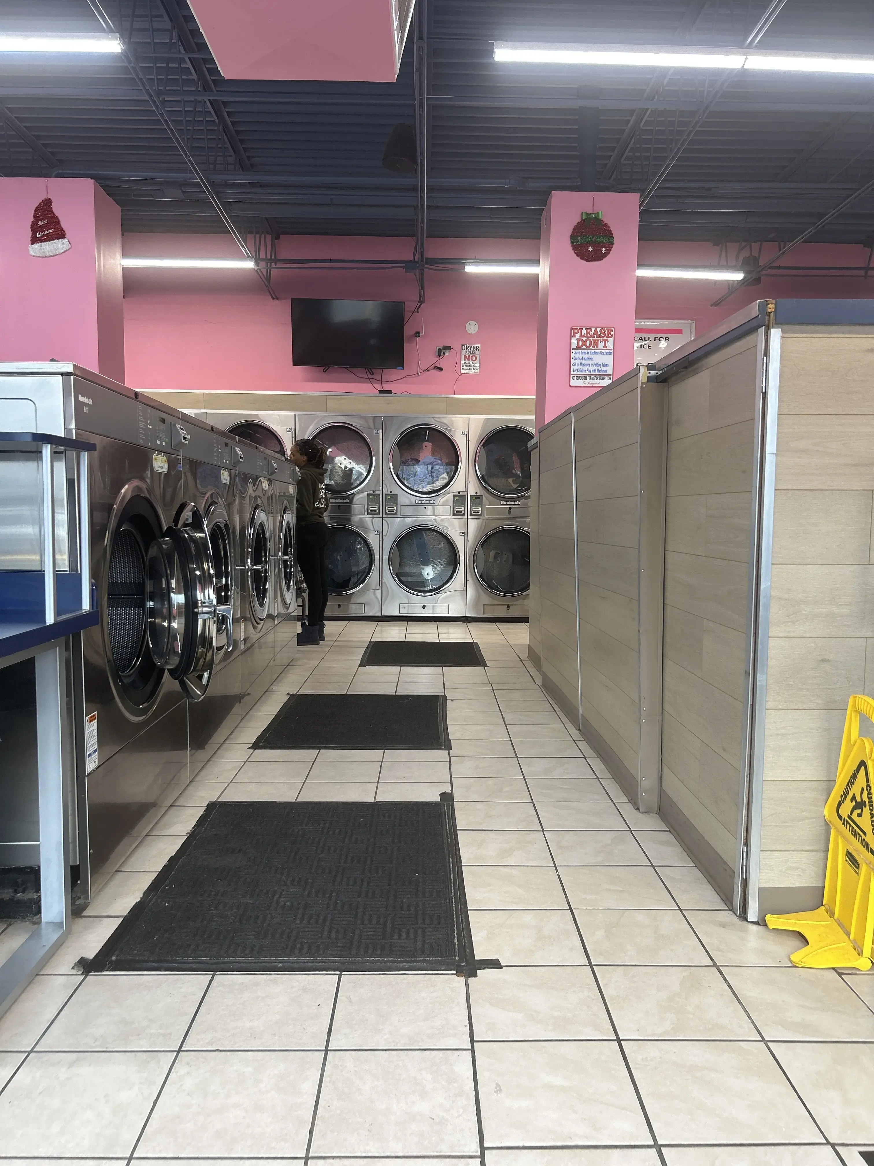 Super Cycle Laundromat - Image 3
