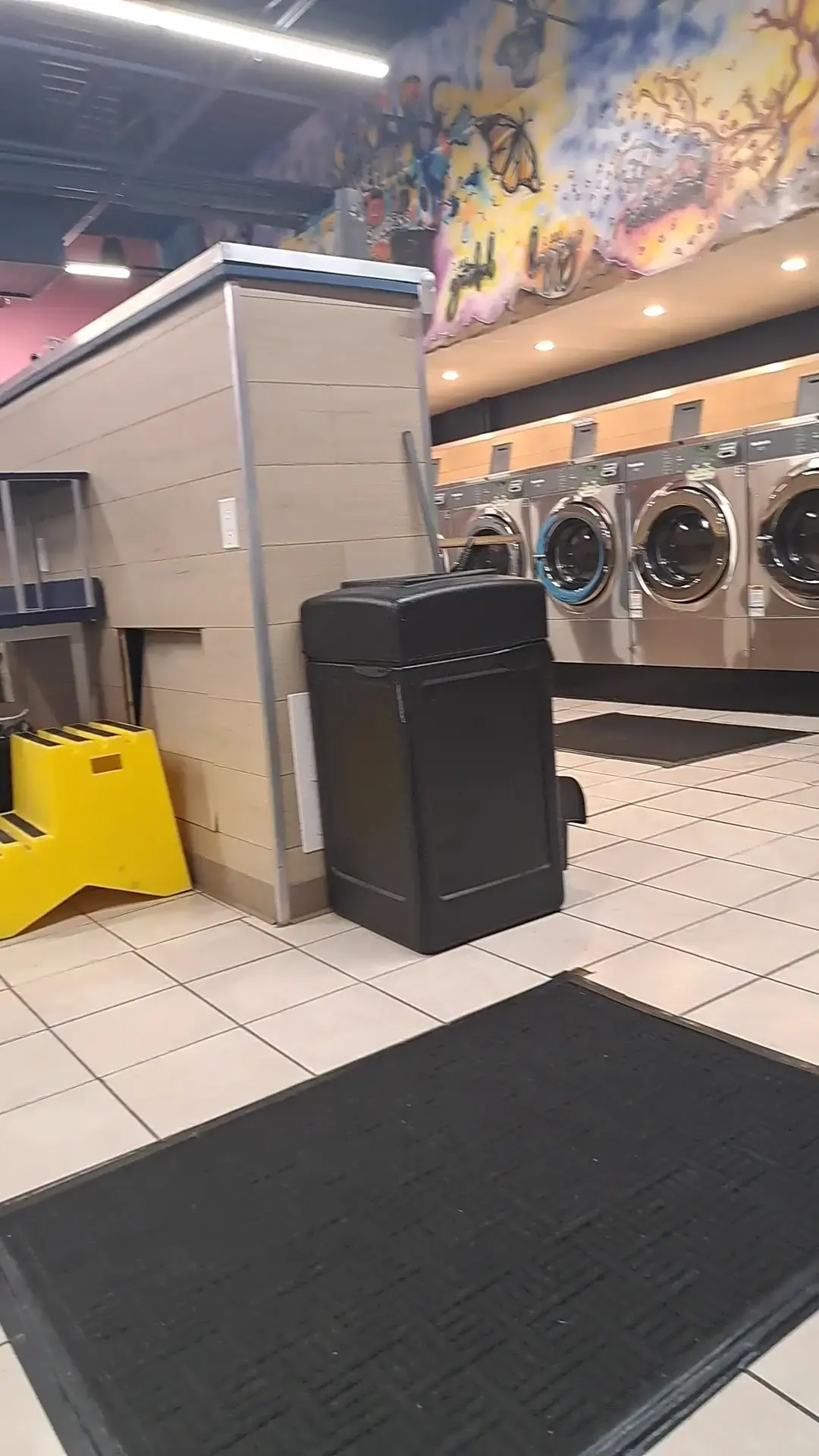 Super Cycle Laundromat - Image 2