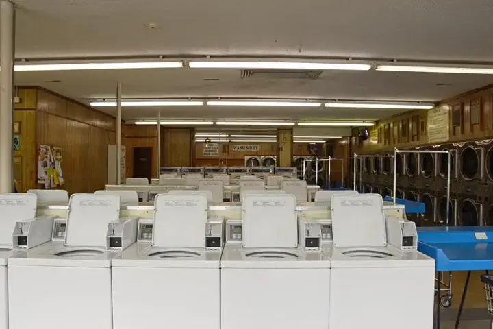 Super Kleen Laundromat thumbnail 1