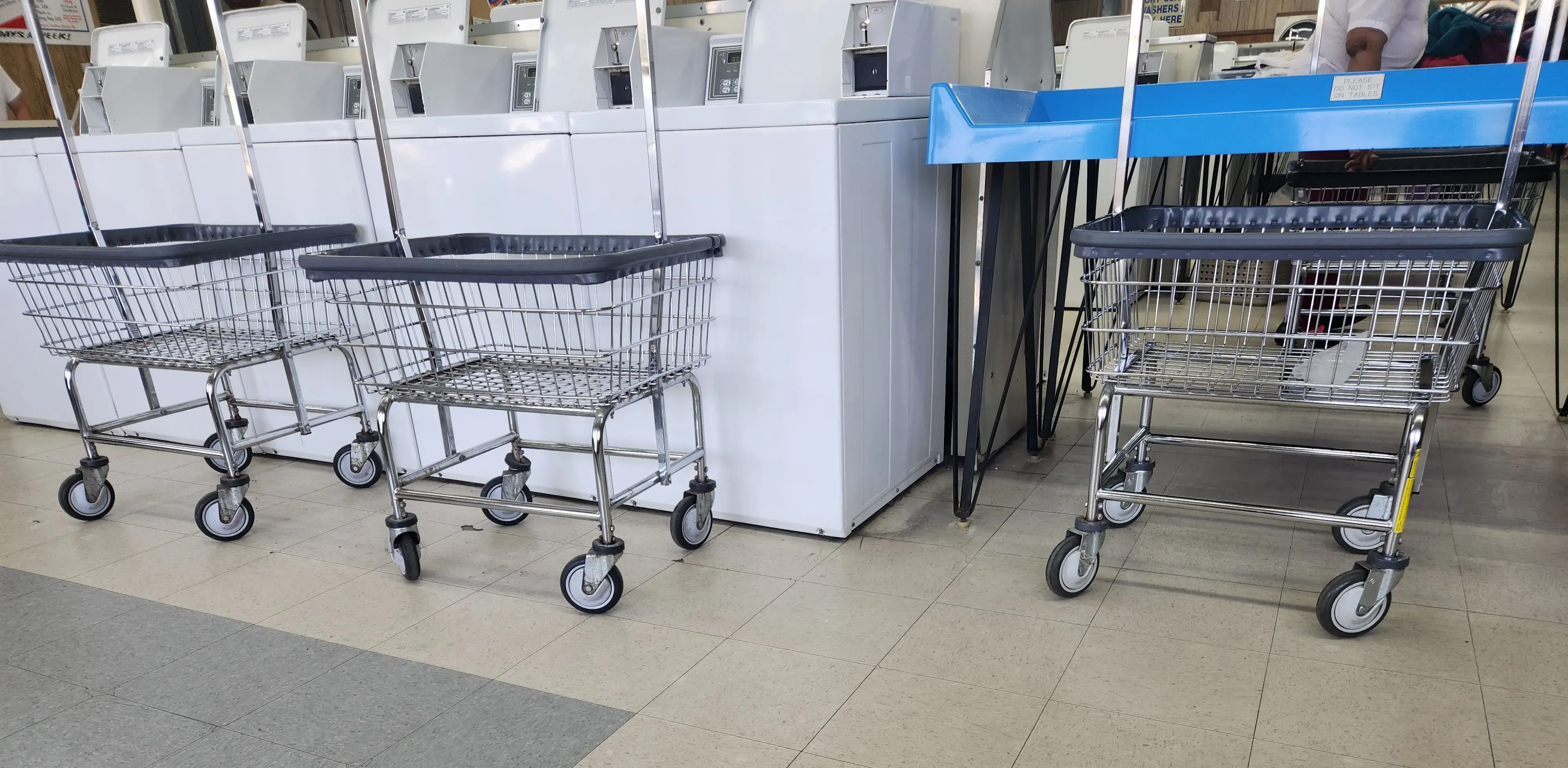 Super Kleen Laundromat - Image 15