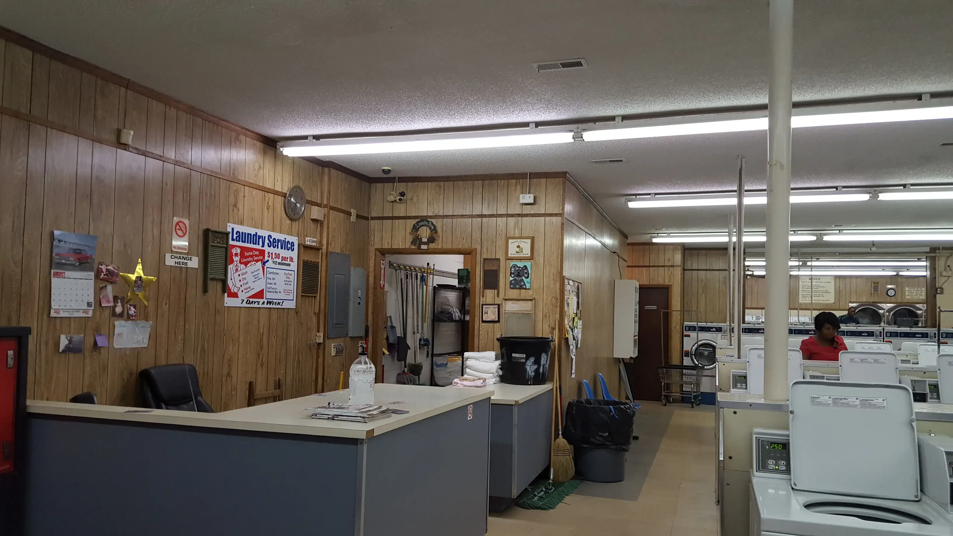 Super Kleen Laundromat - Image 8