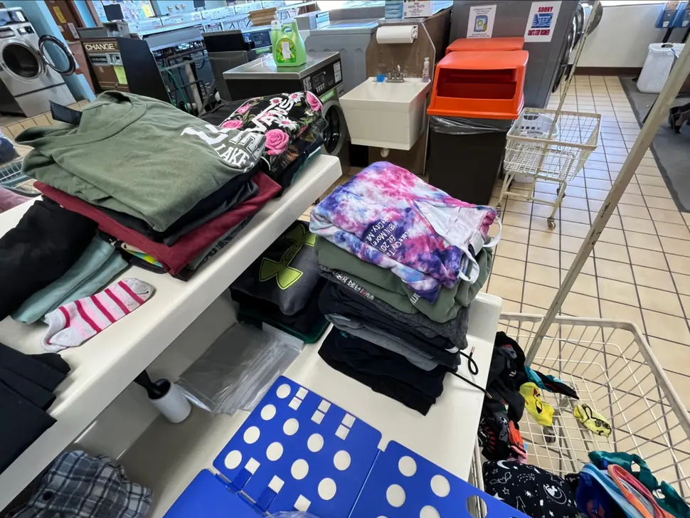 Super Kleen Laundry - Image 18