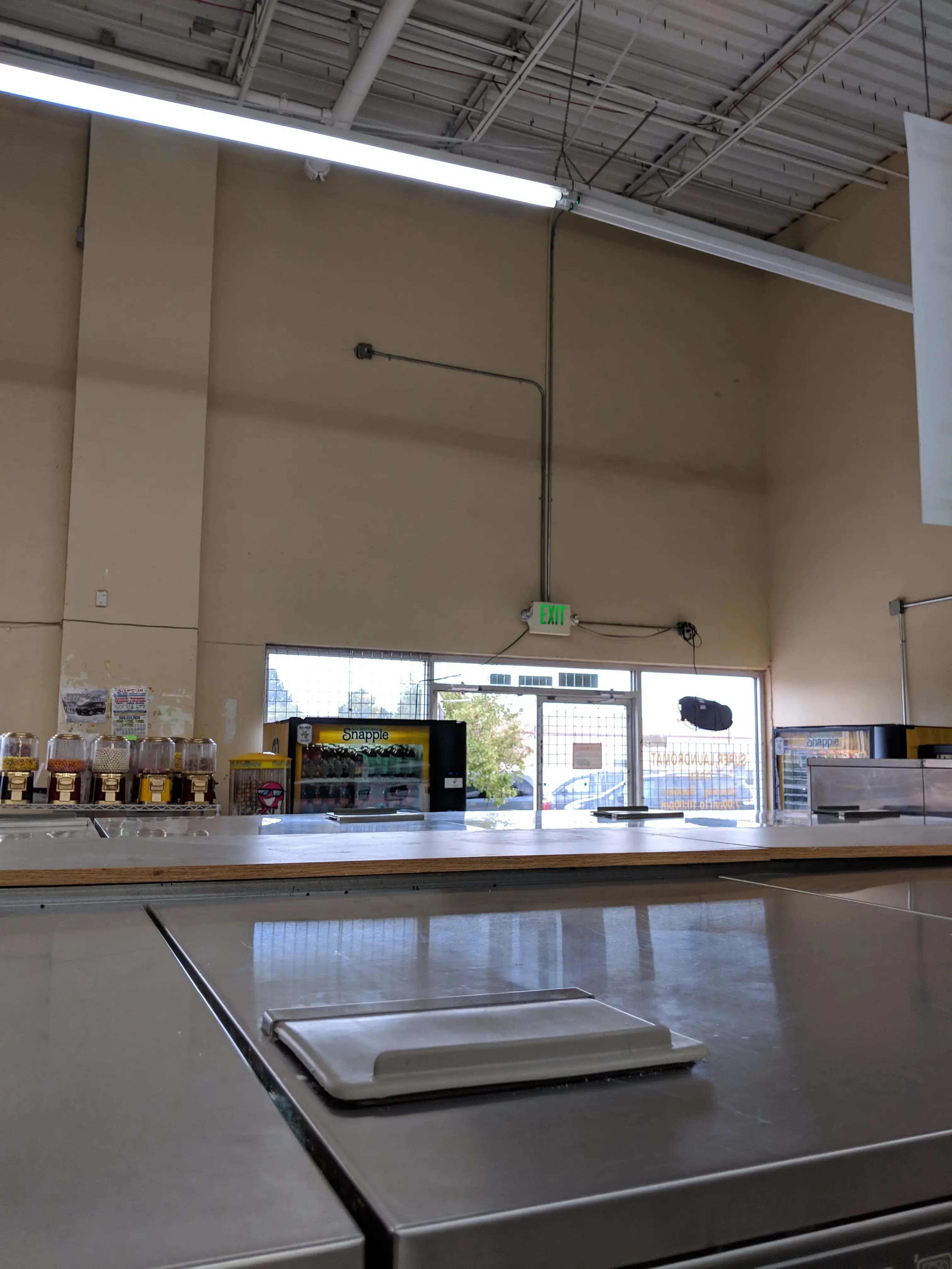 Super laundromat - Image 16