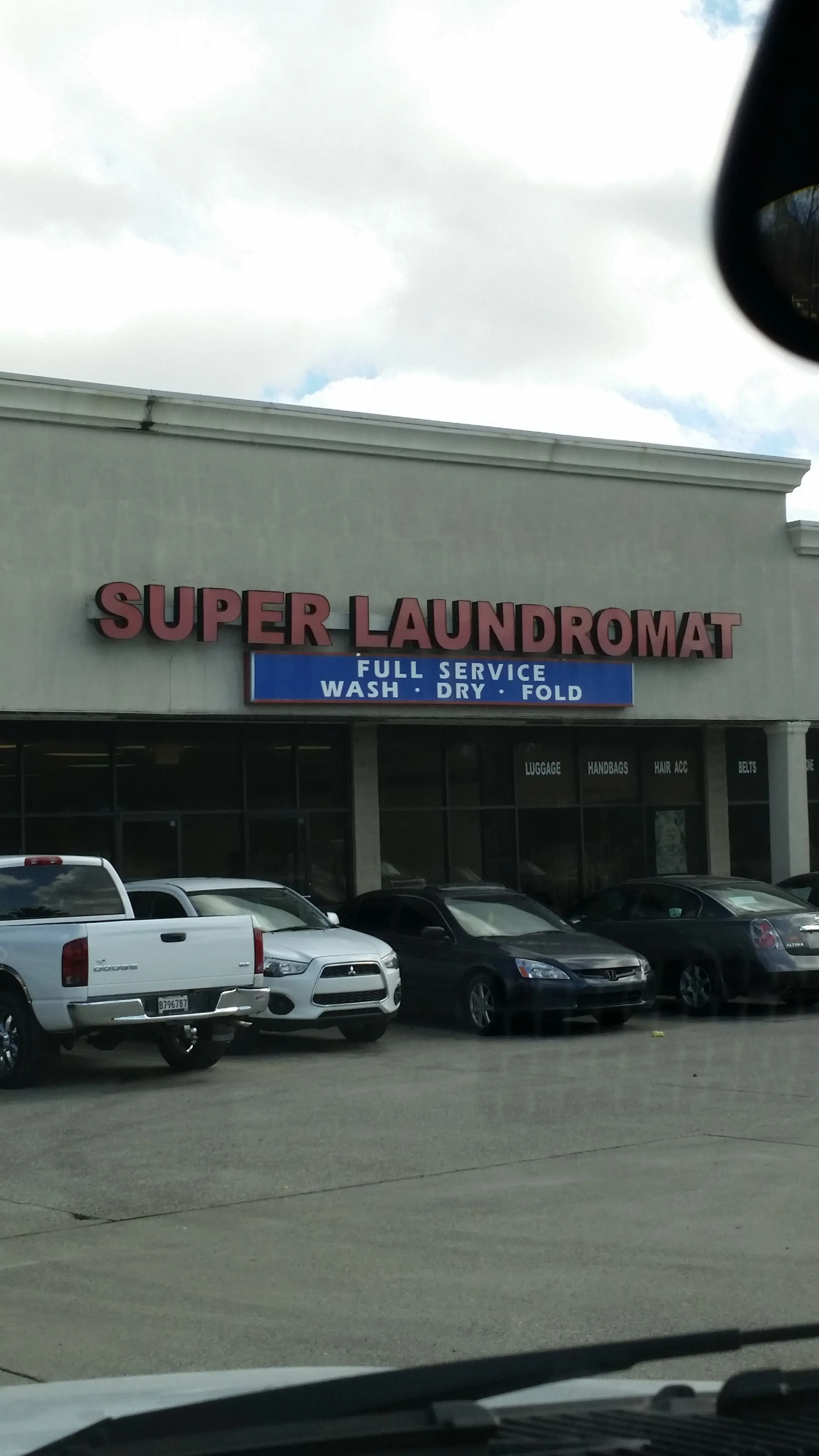 Super Laundromat - Image 4