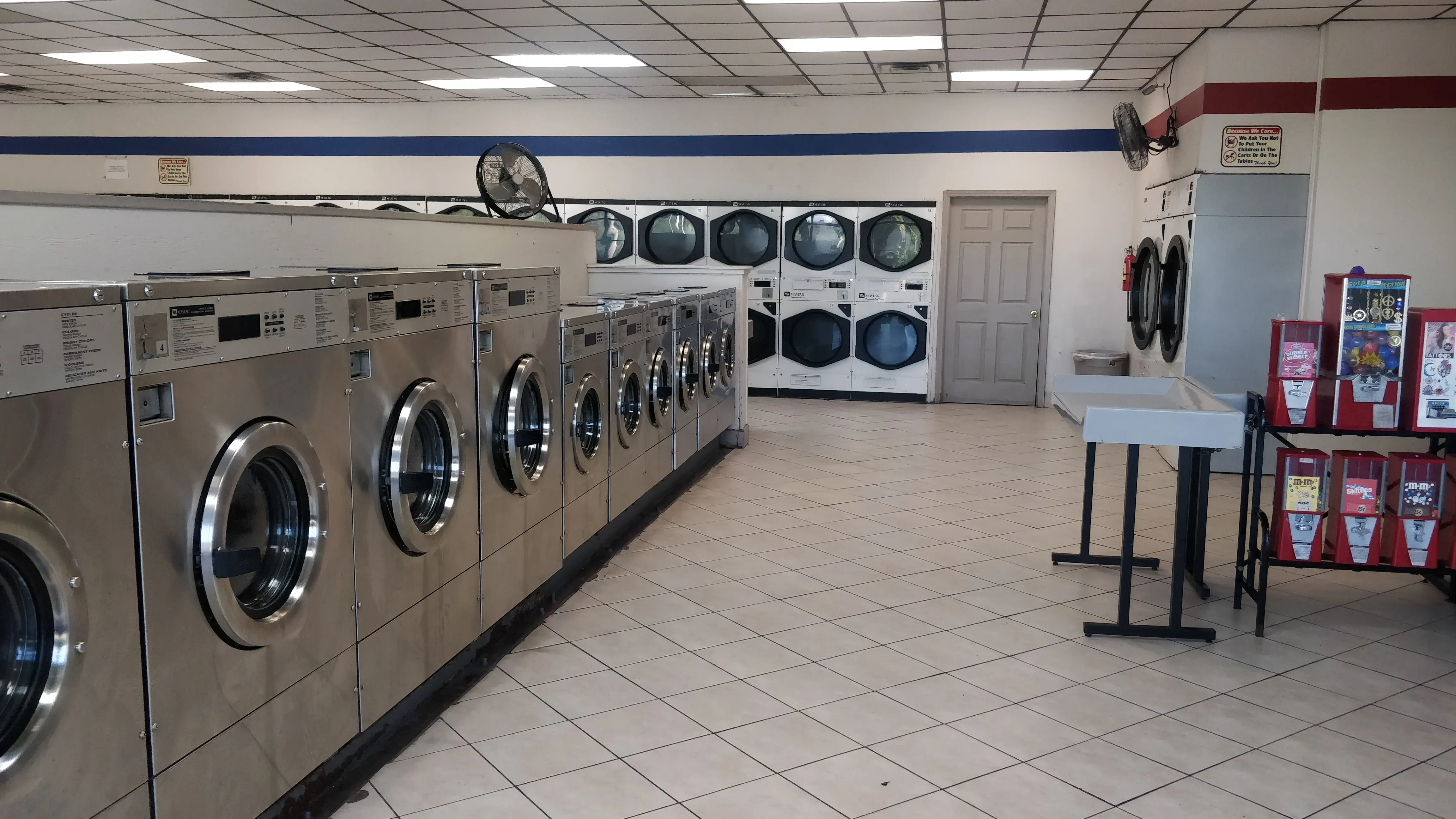 Super Laundromat thumbnail 14