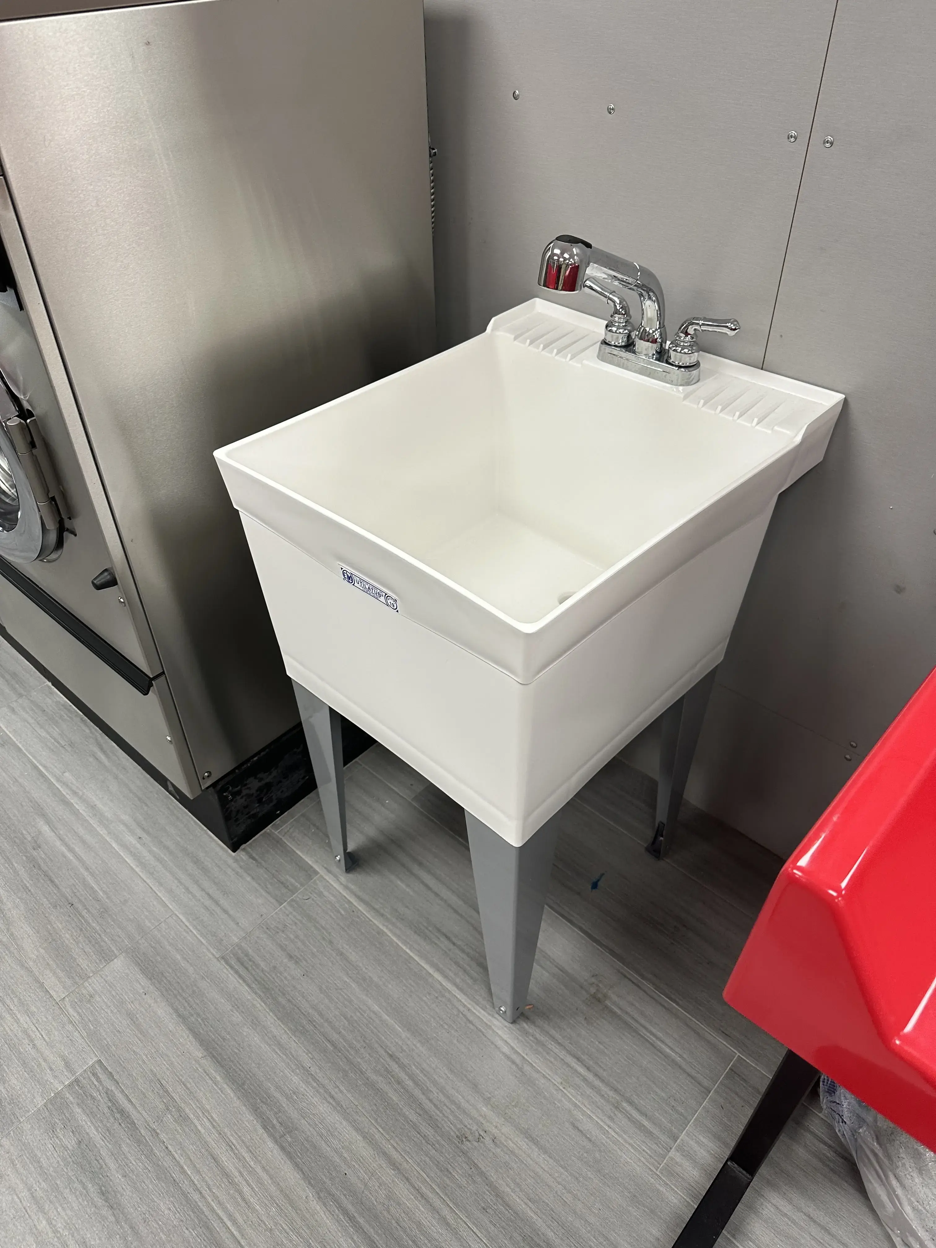 Super Laundromat - Image 10