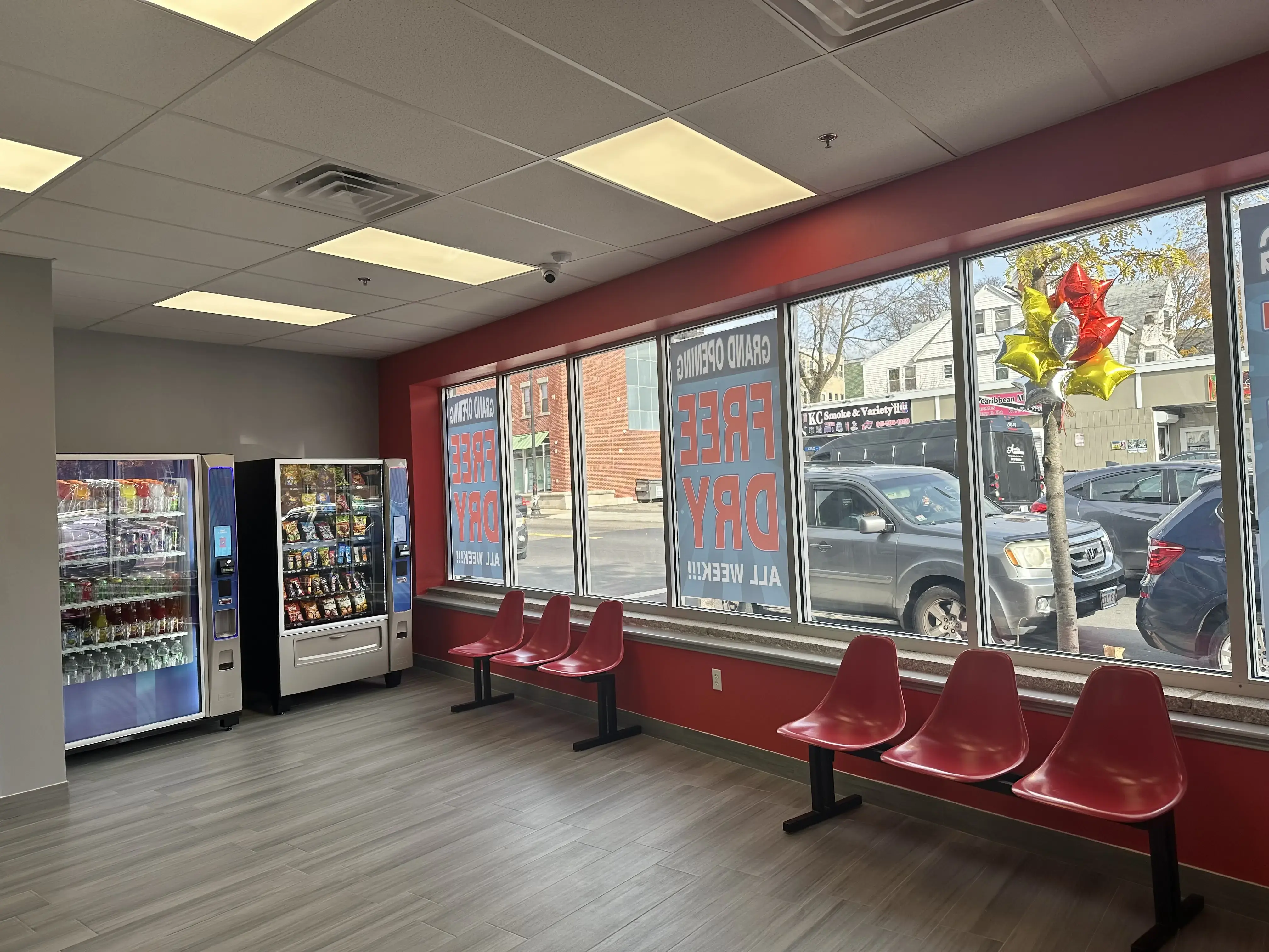 Super Laundromat - Image 11
