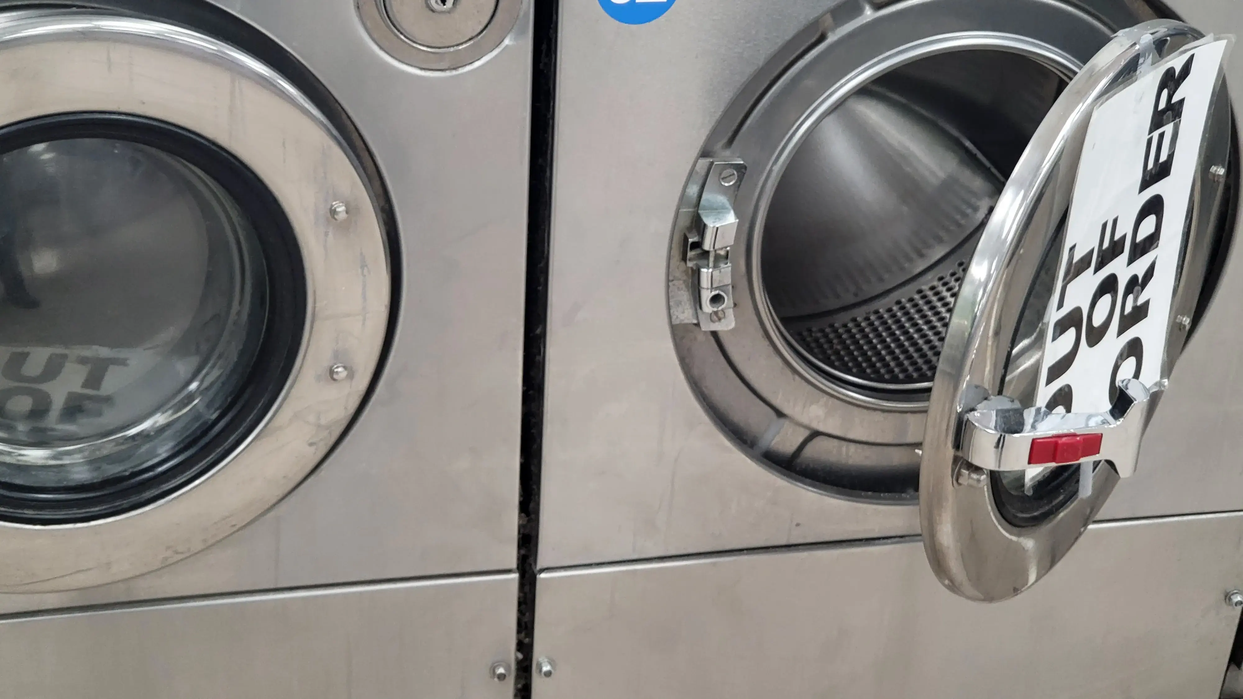 Super Laundromat - Image 5