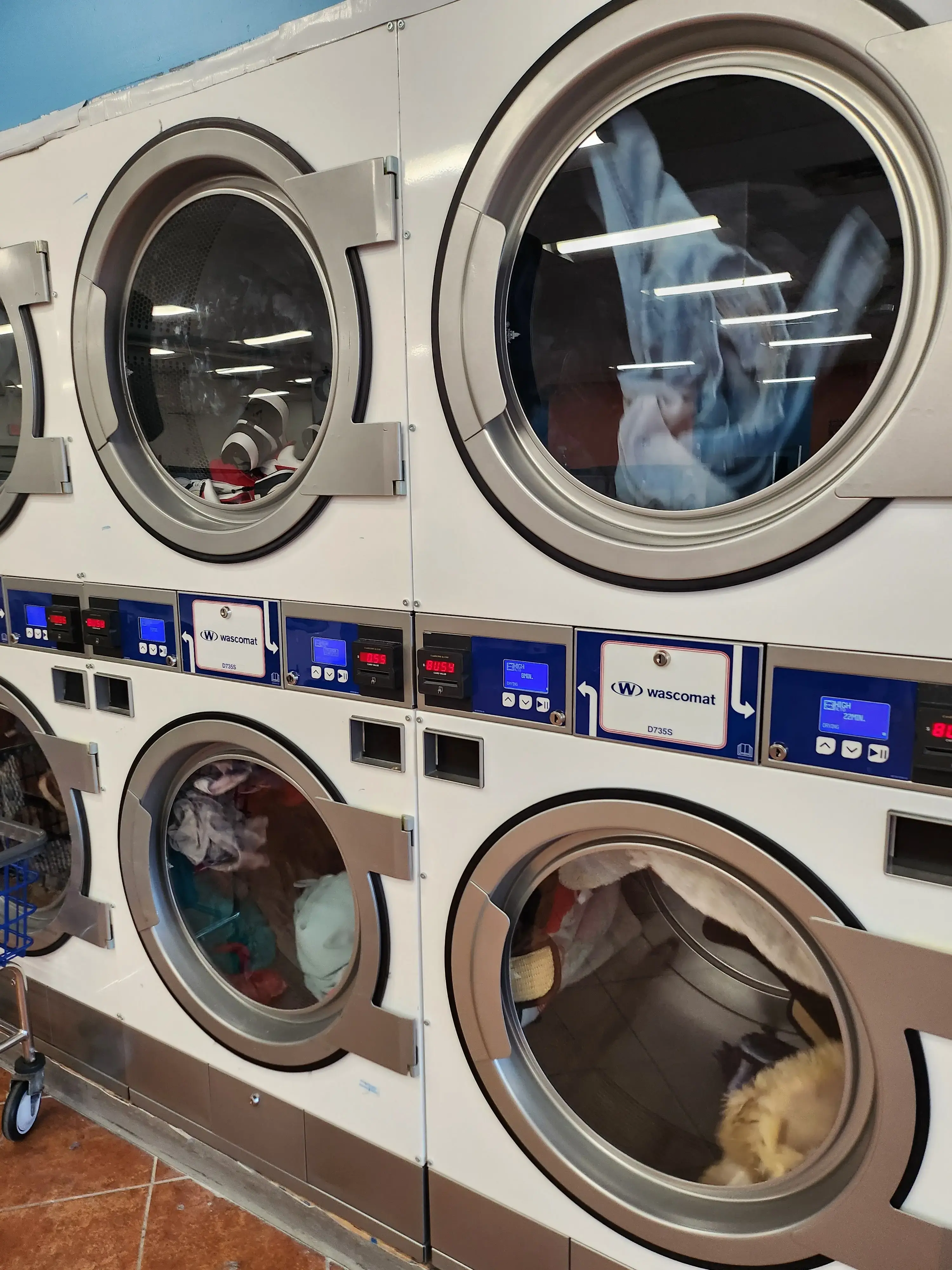 Super Laundromat New Windor - Image 2