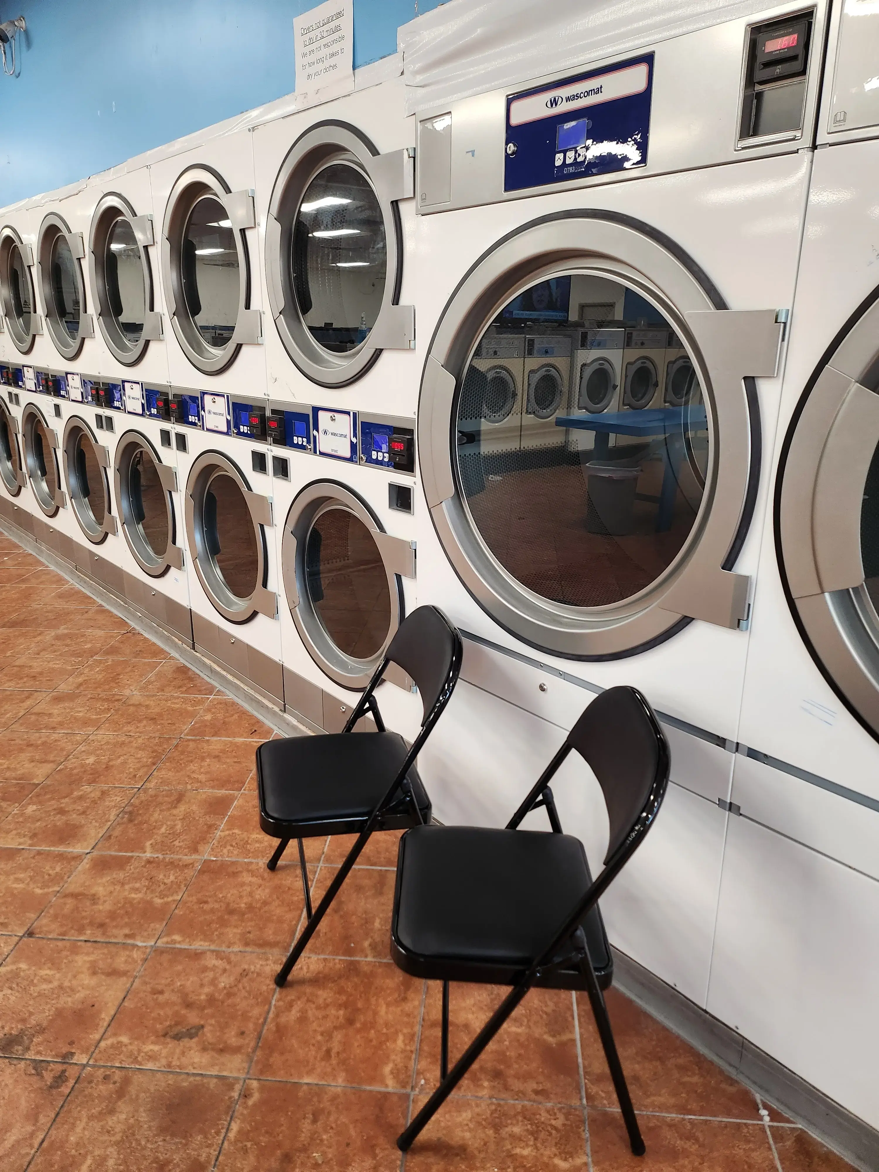 Super Laundromat New Windor - Image 16