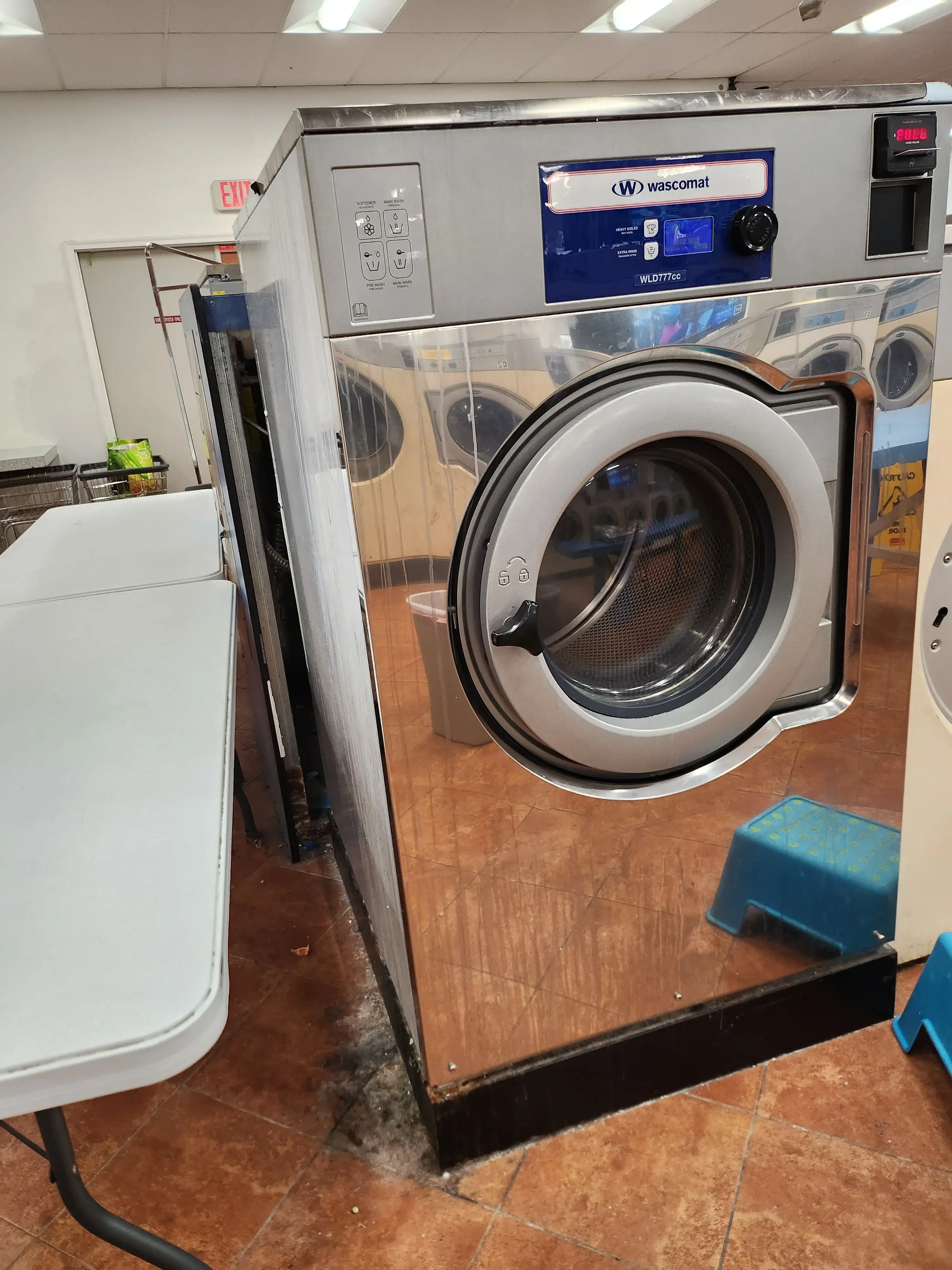 Super Laundromat New Windor - Image 13