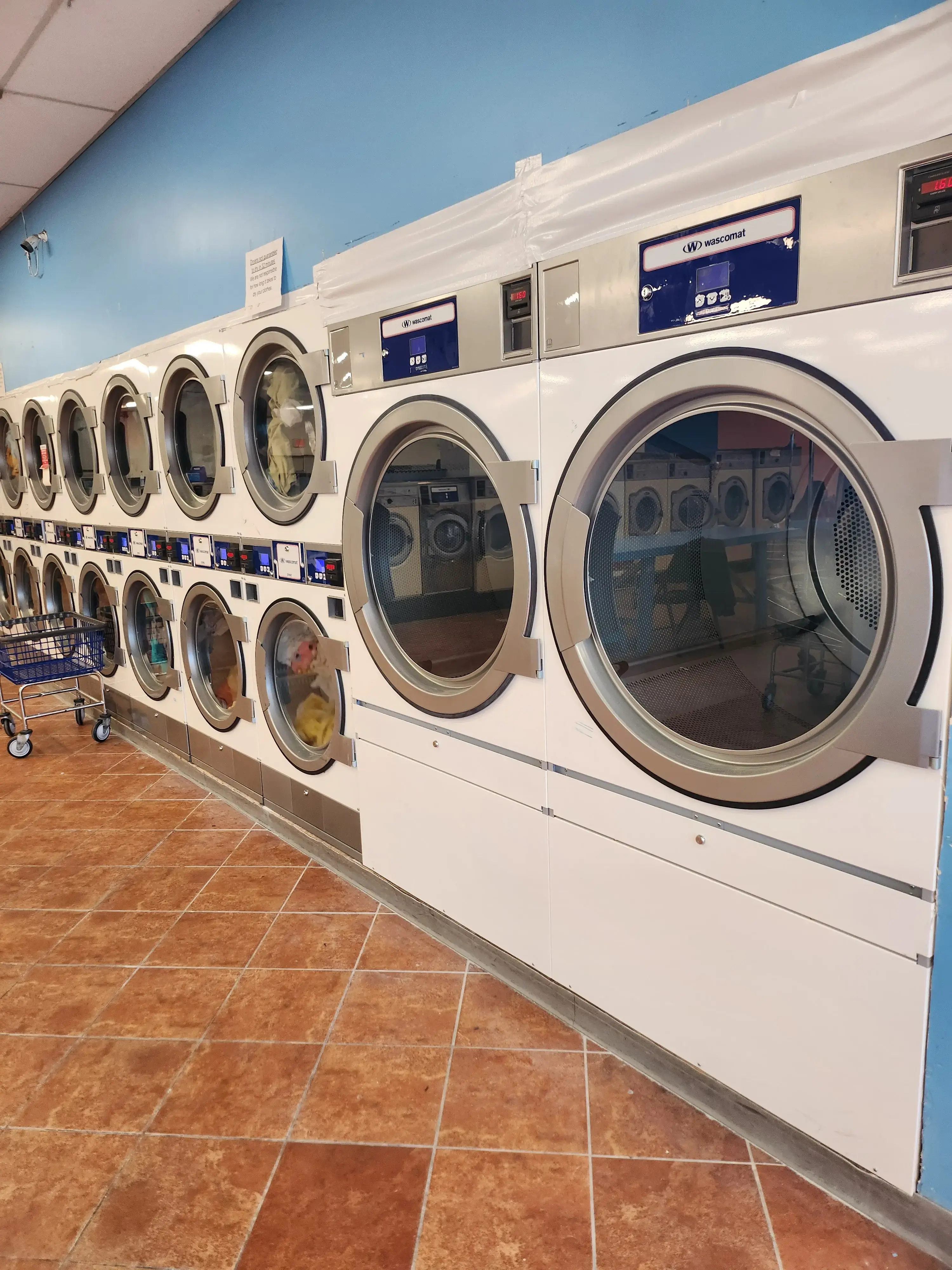 Super Laundromat New Windor location