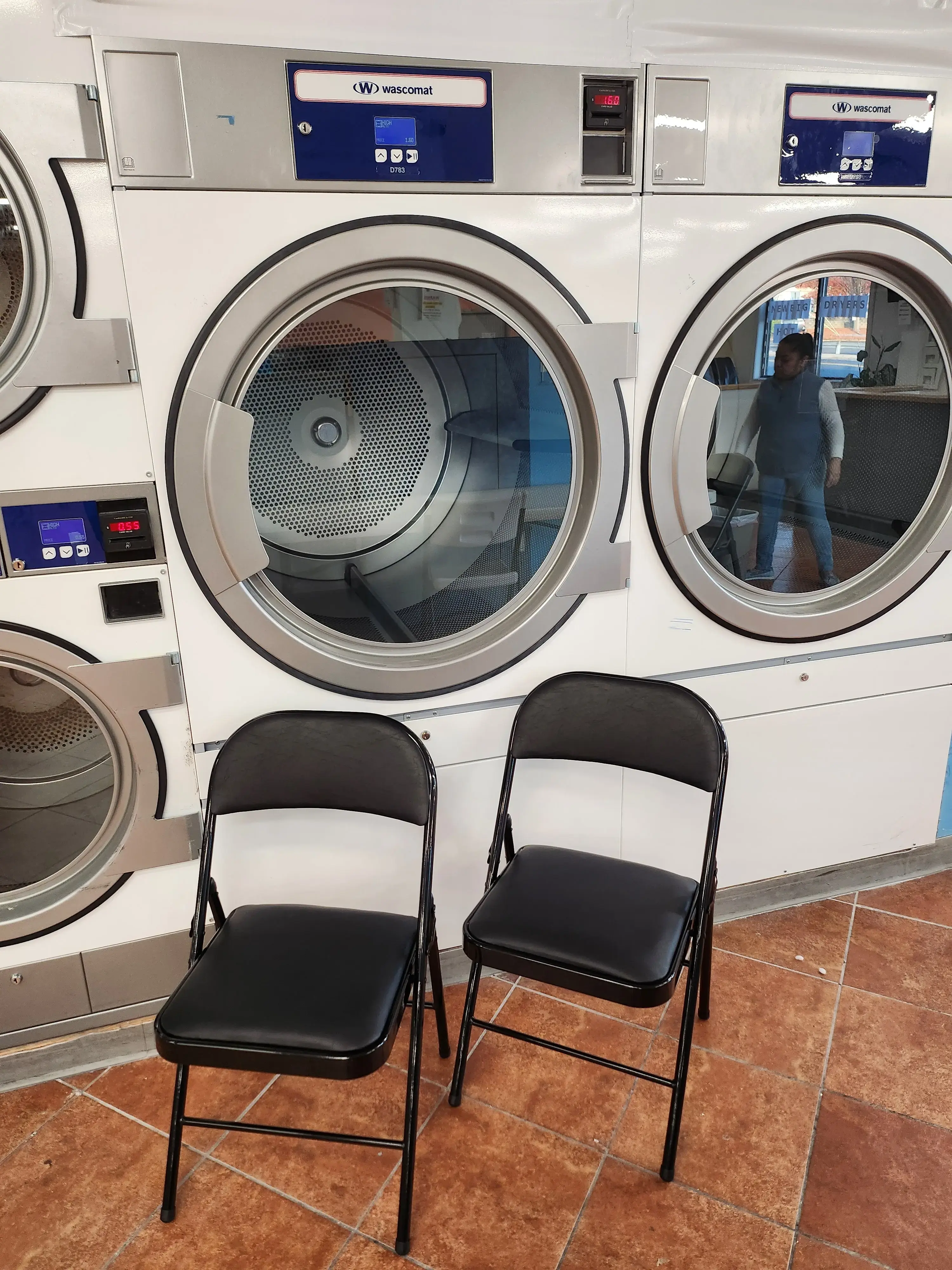 Super Laundromat New Windor - Image 15