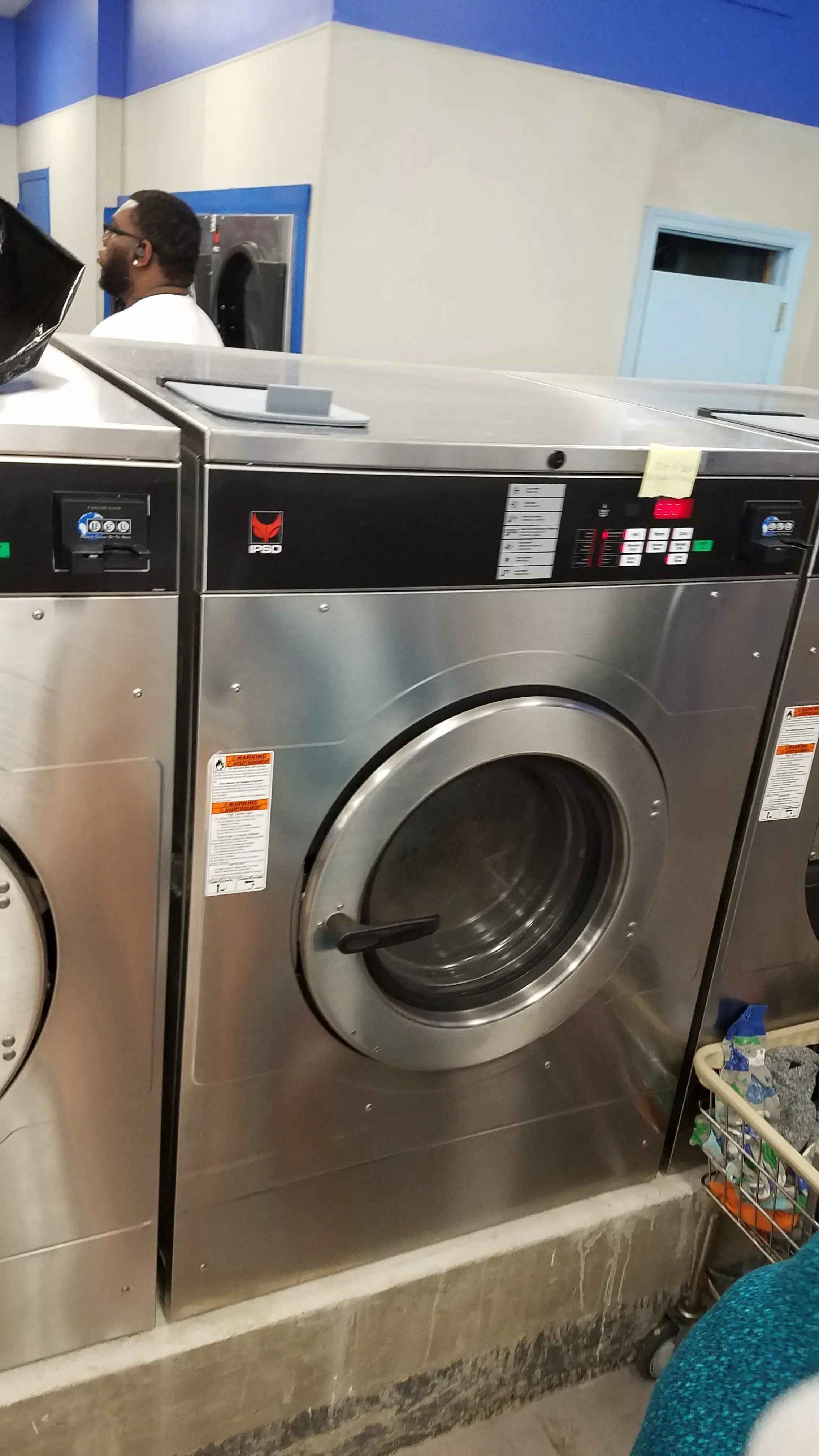 Super Laundromat thumbnail 13