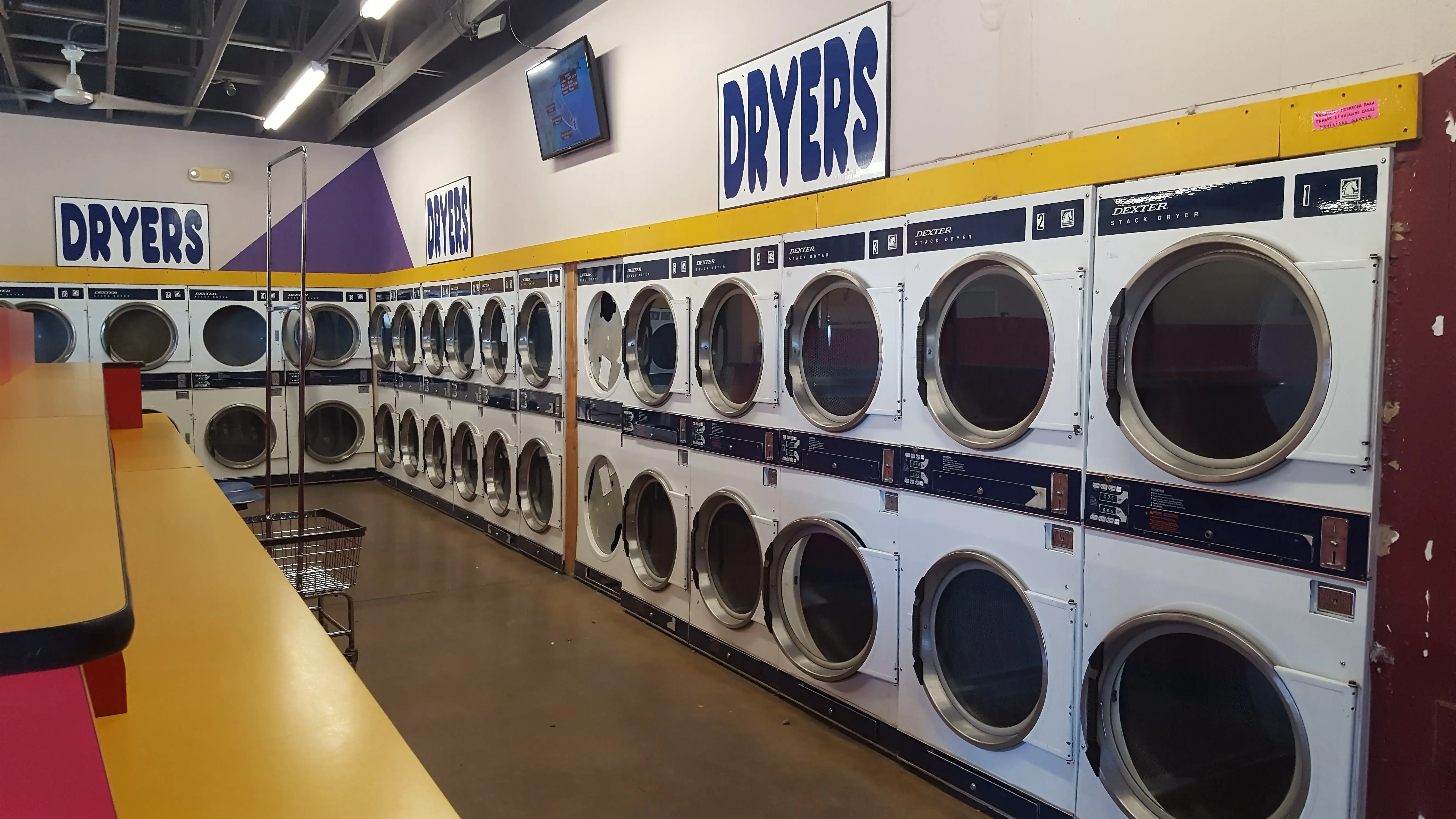 Super Laundry Chandler - Image 2