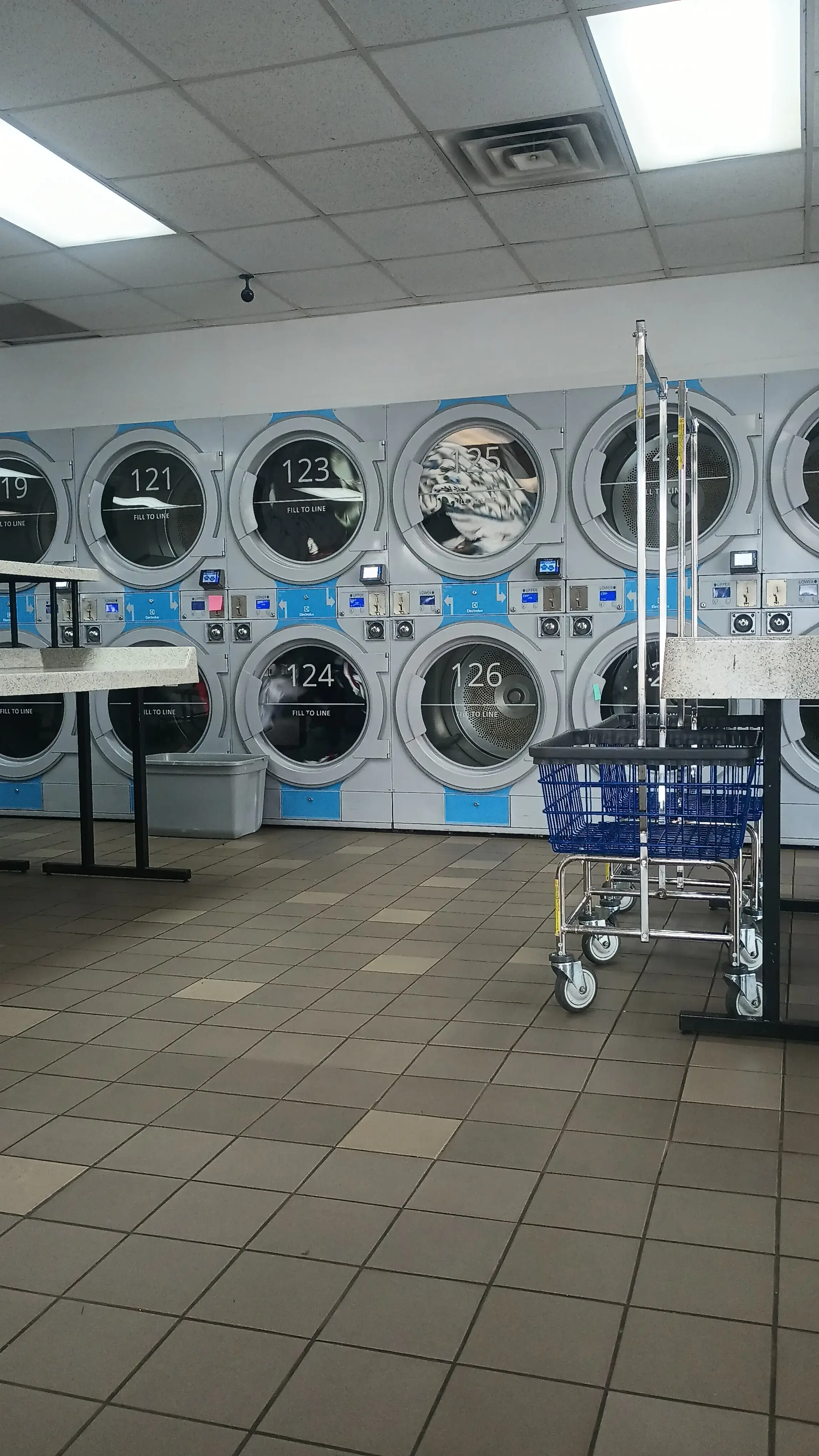 Super Laundry Express - Image 11