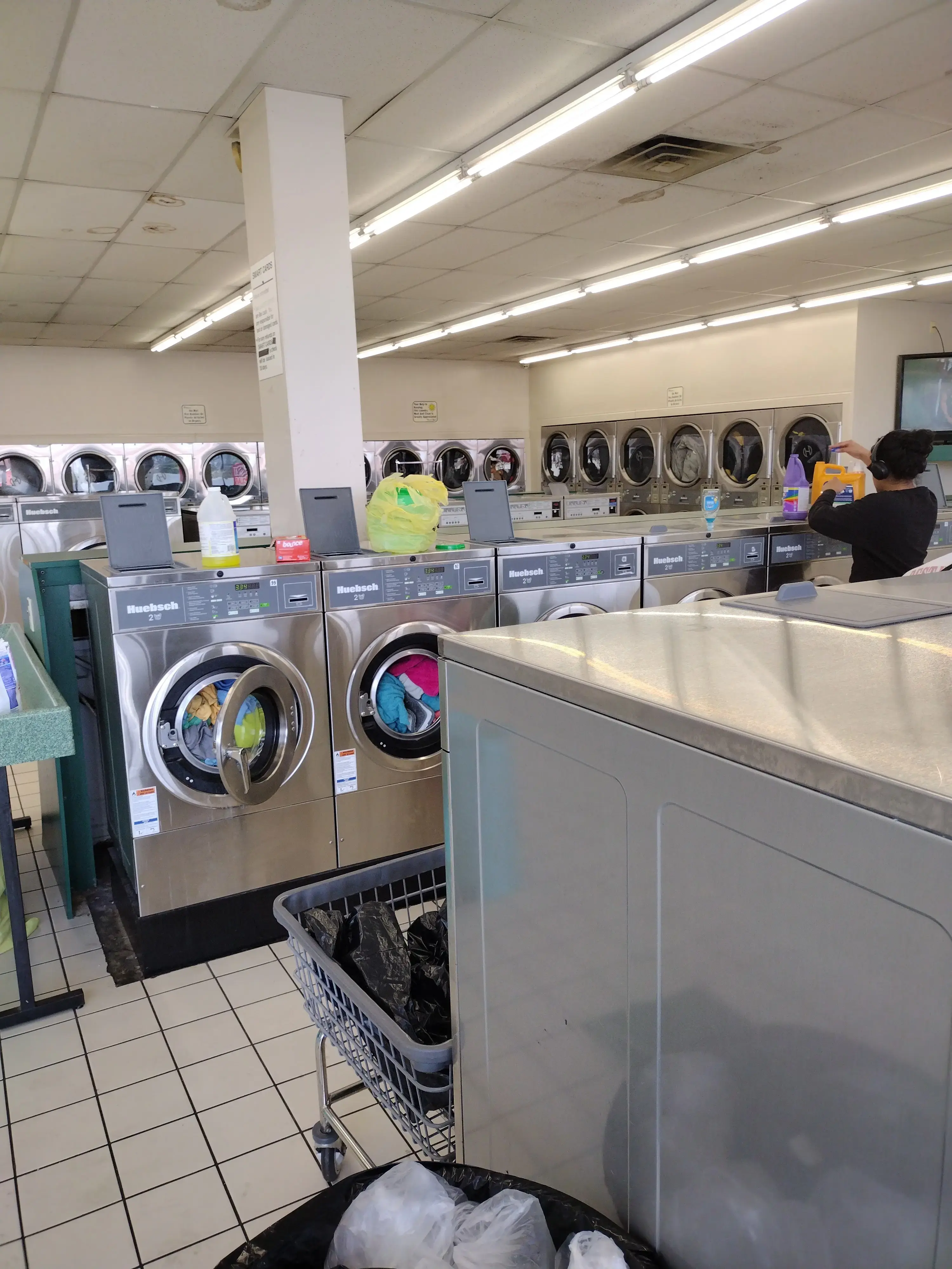 Super Laundry location
