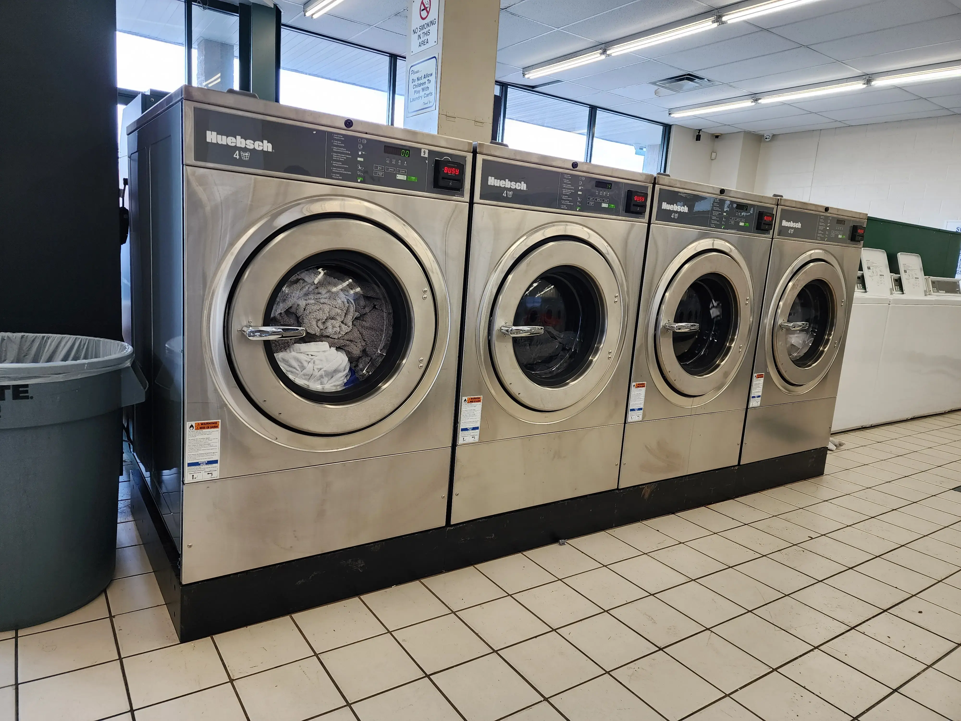 Super Laundry - Image 17