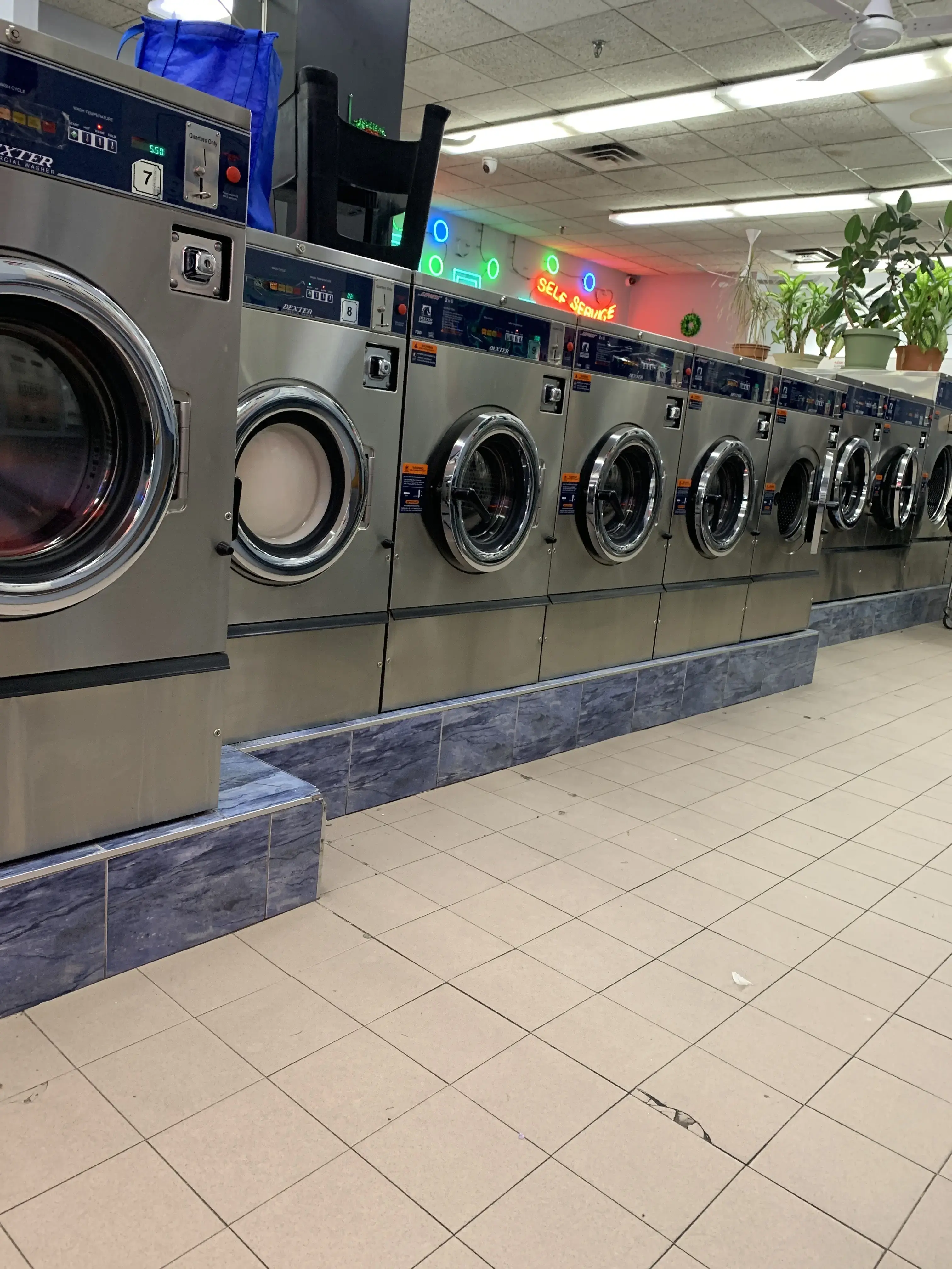 Super Laundry of Glen Cove Inc thumbnail 9