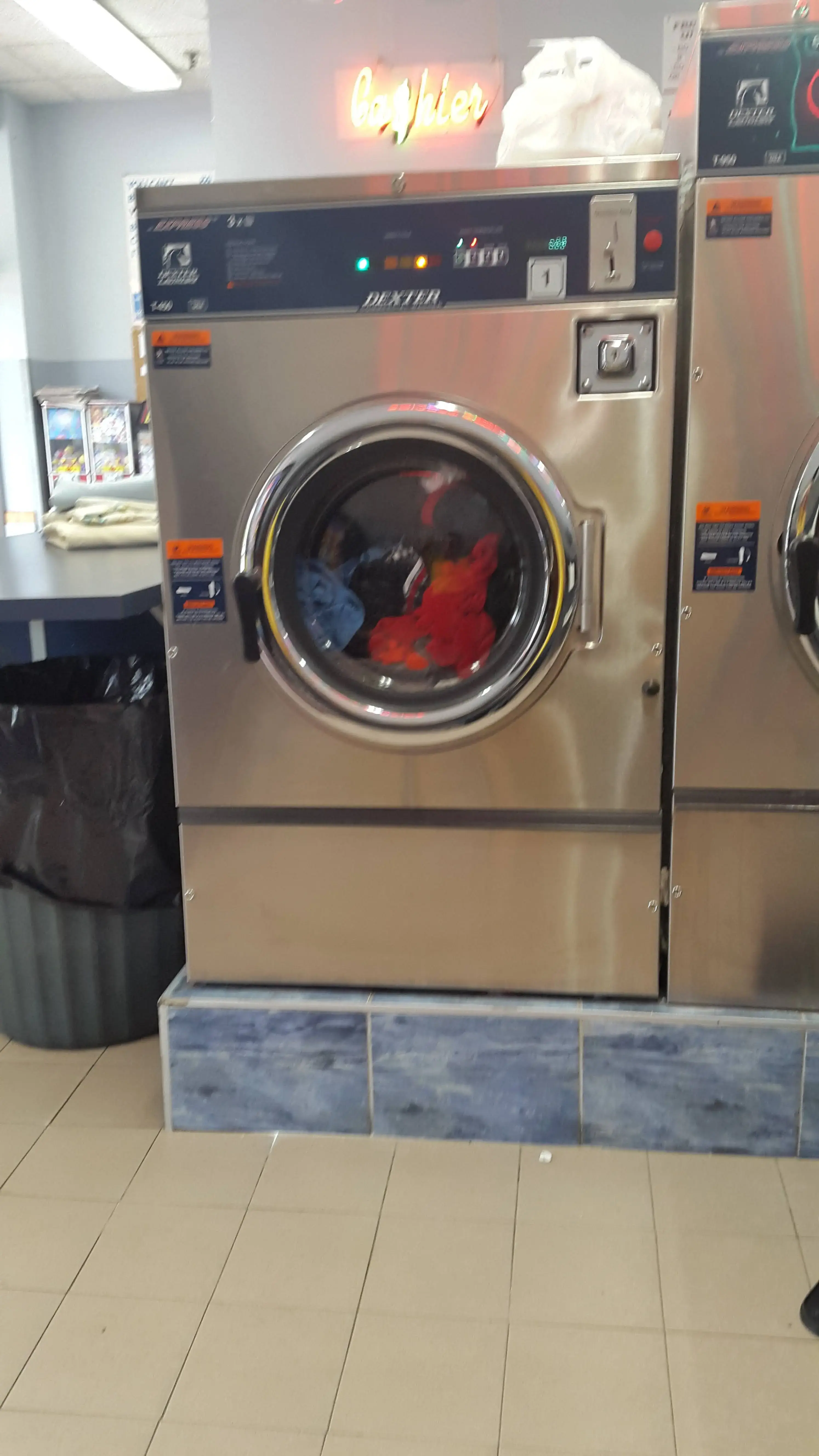 Super Laundry of Glen Cove Inc - Image 18