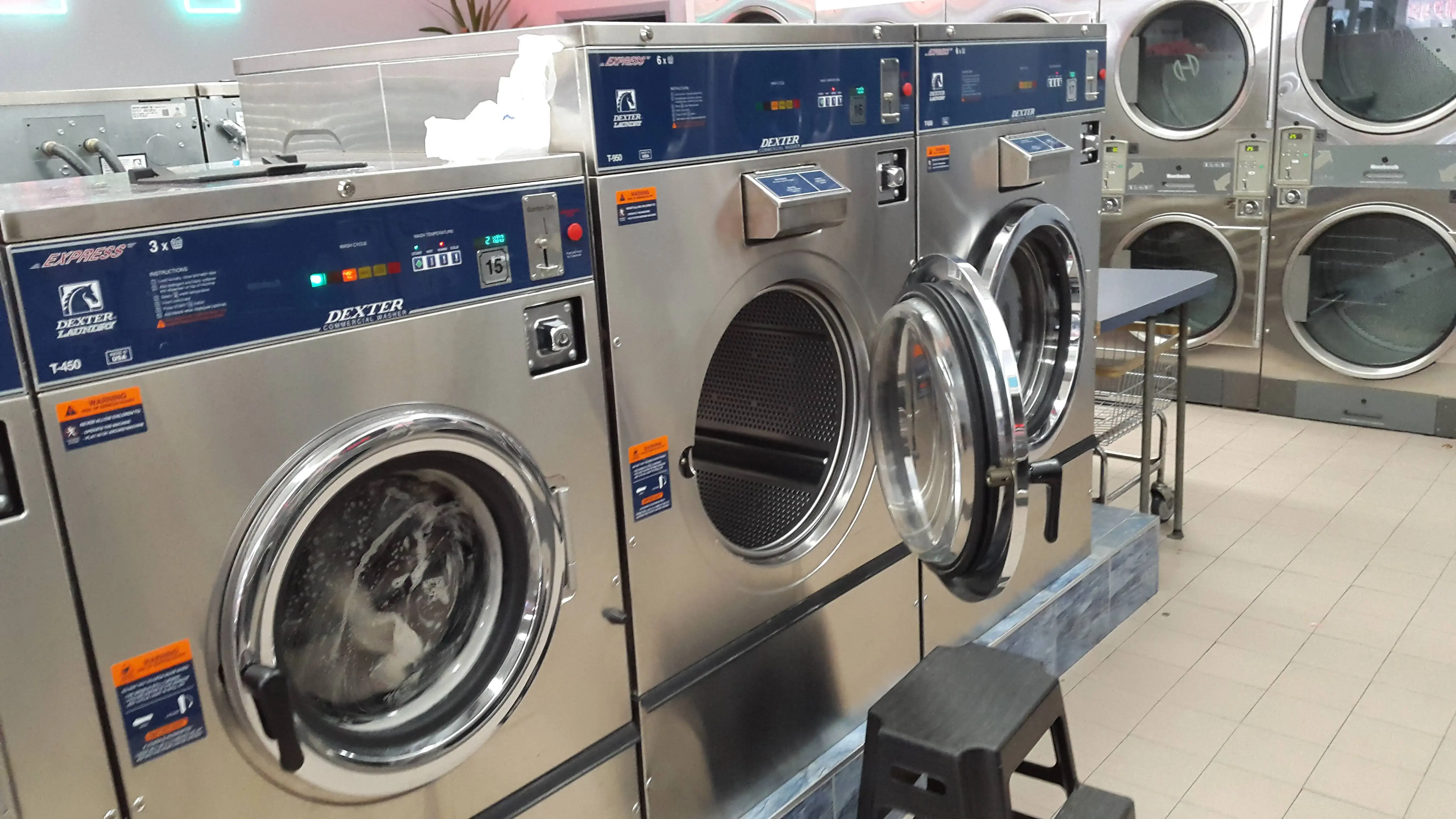 Super Laundry of Glen Cove Inc thumbnail 20