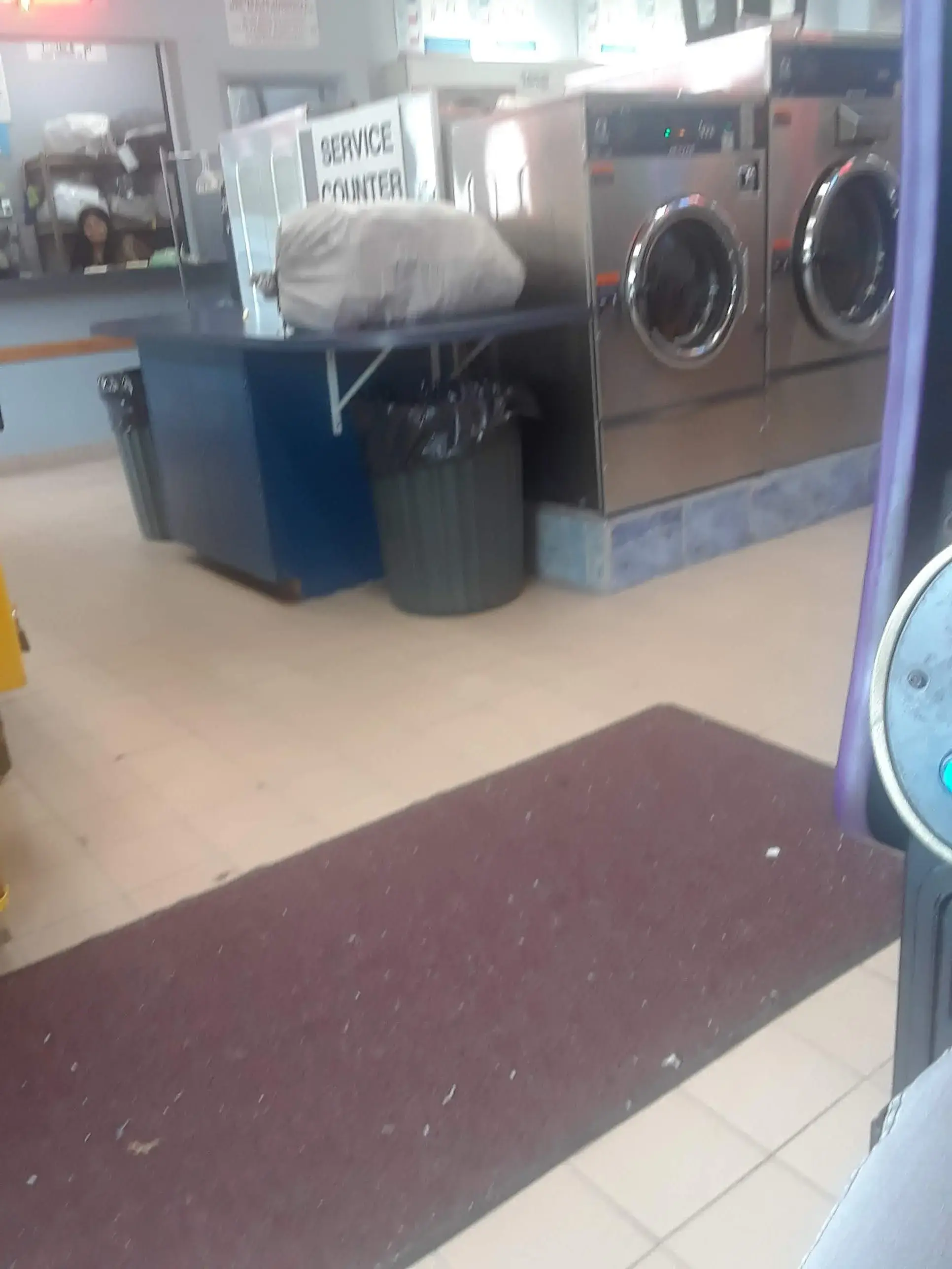 Super Laundry of Glen Cove Inc - Image 6
