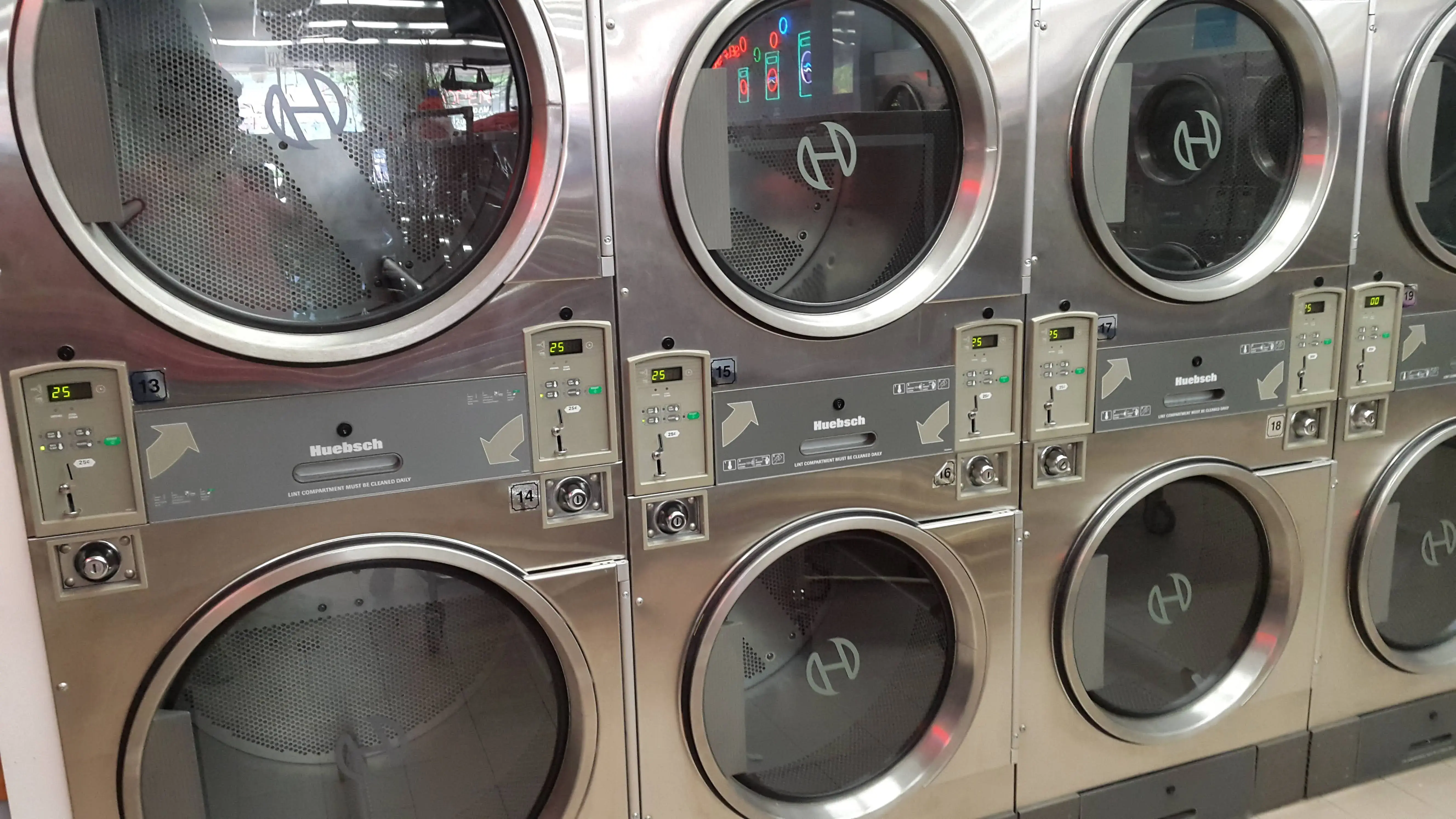 Super Laundry of Glen Cove Inc - Image 2