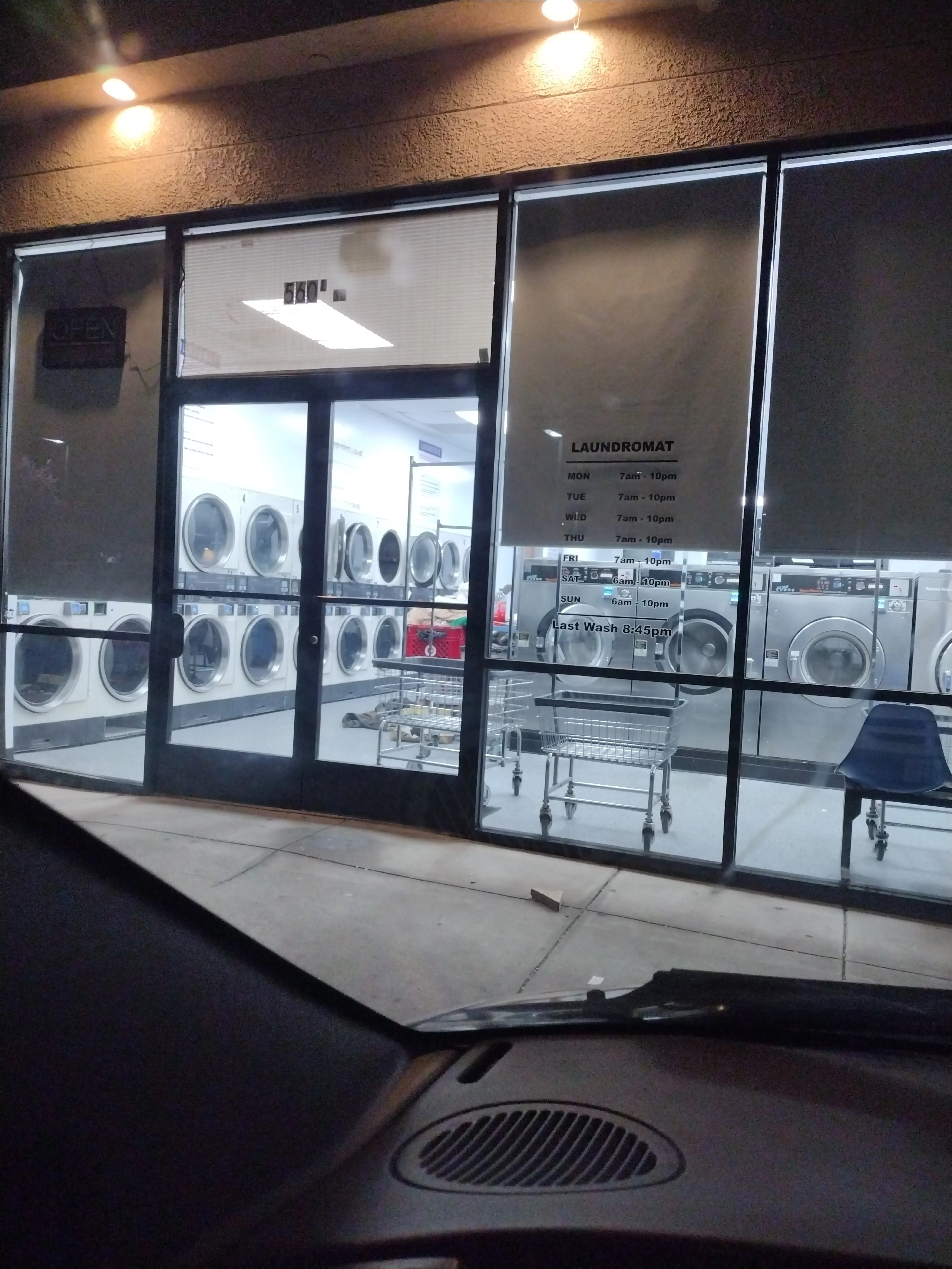 Super Laundry - Image 10