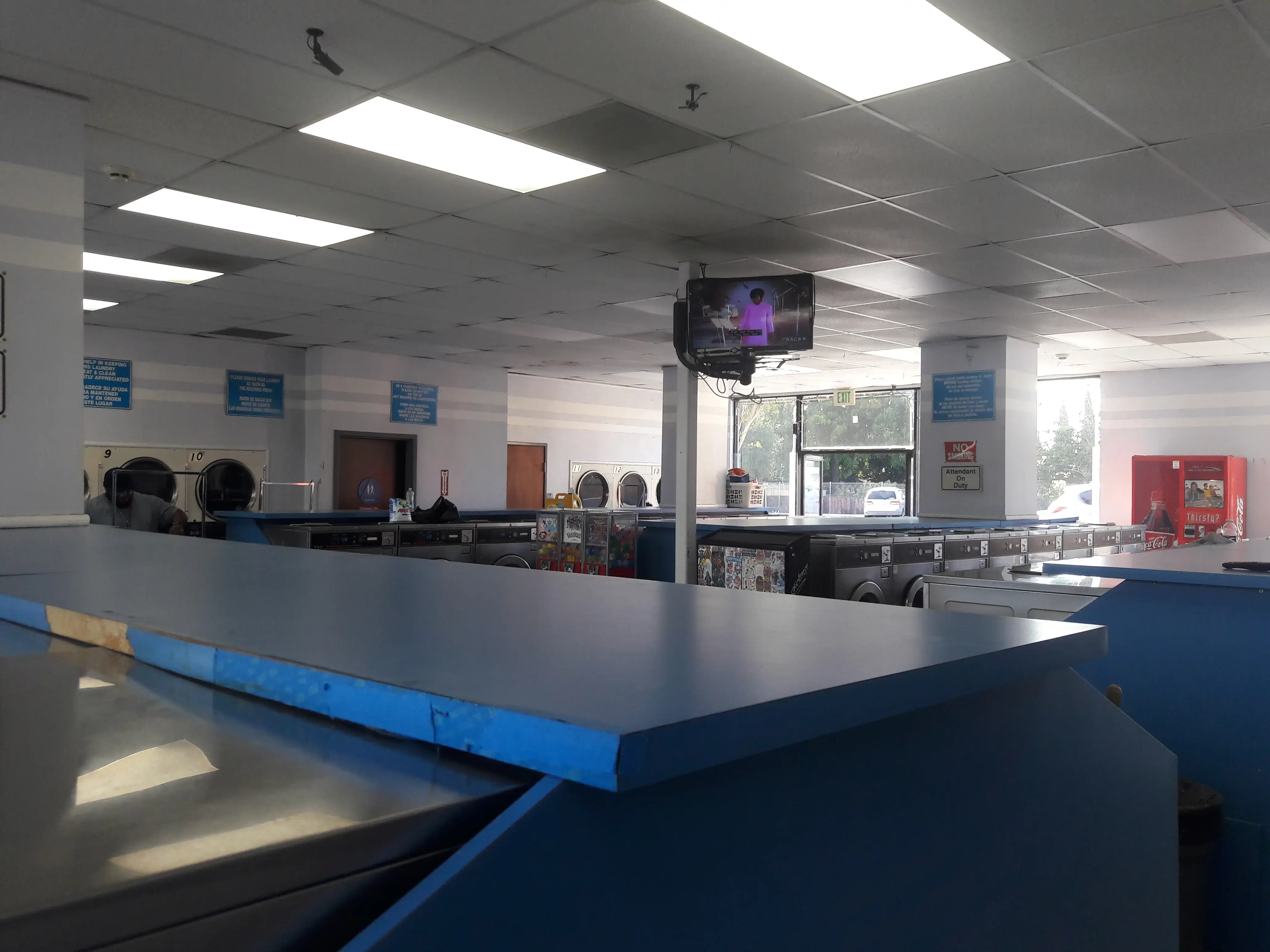 Super Laundry - Image 7