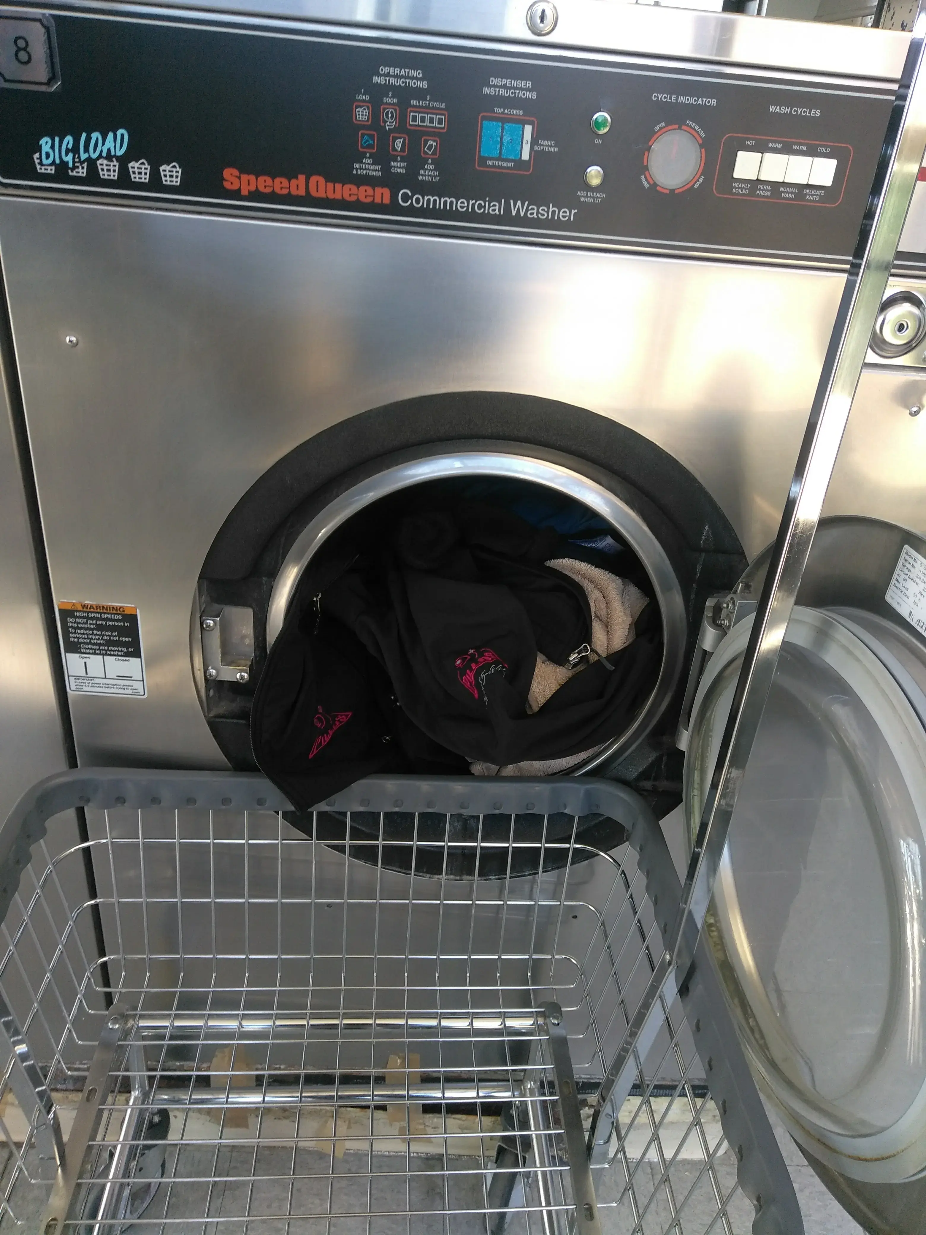 Super Laundry - Image 4