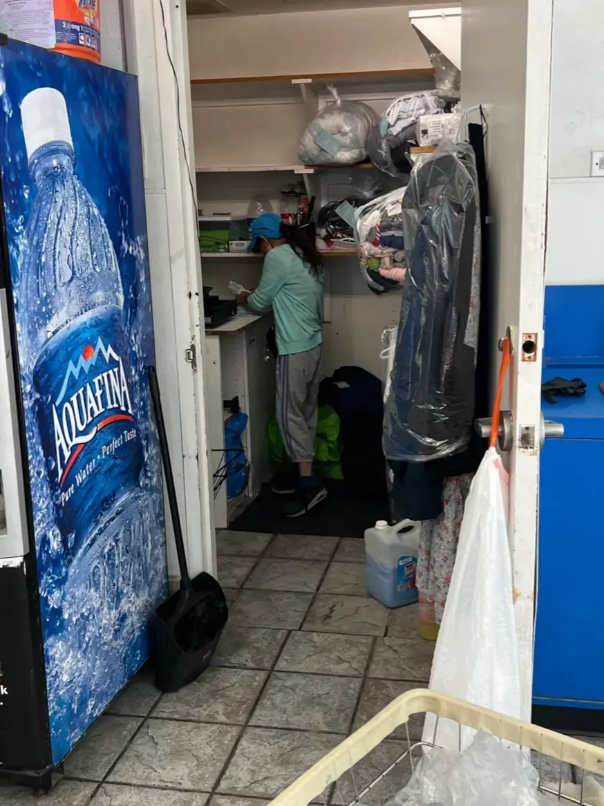 Super Laundry Wash & Fold - Image 6