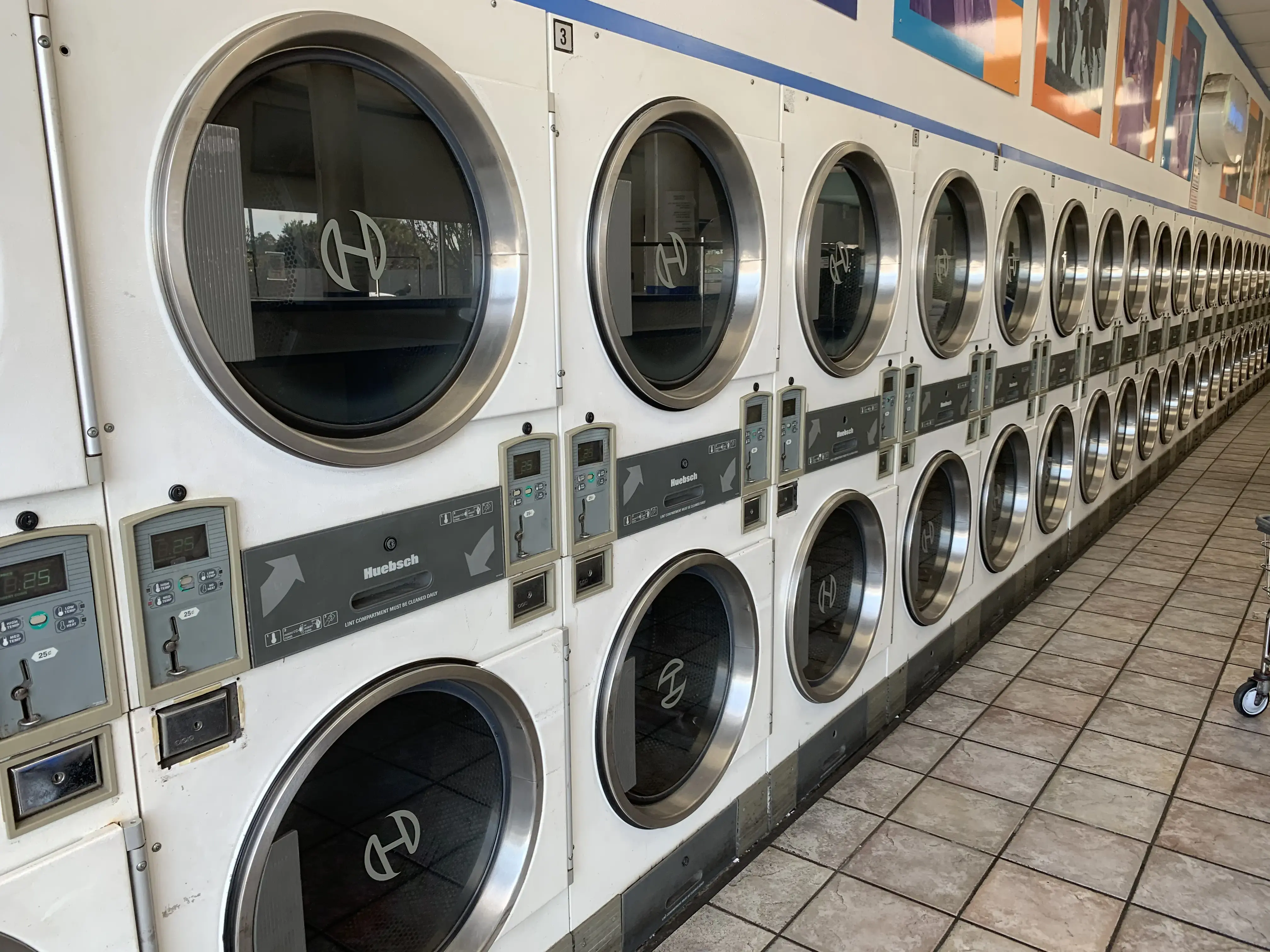 Super Laundry Wash & Fold - Image 3
