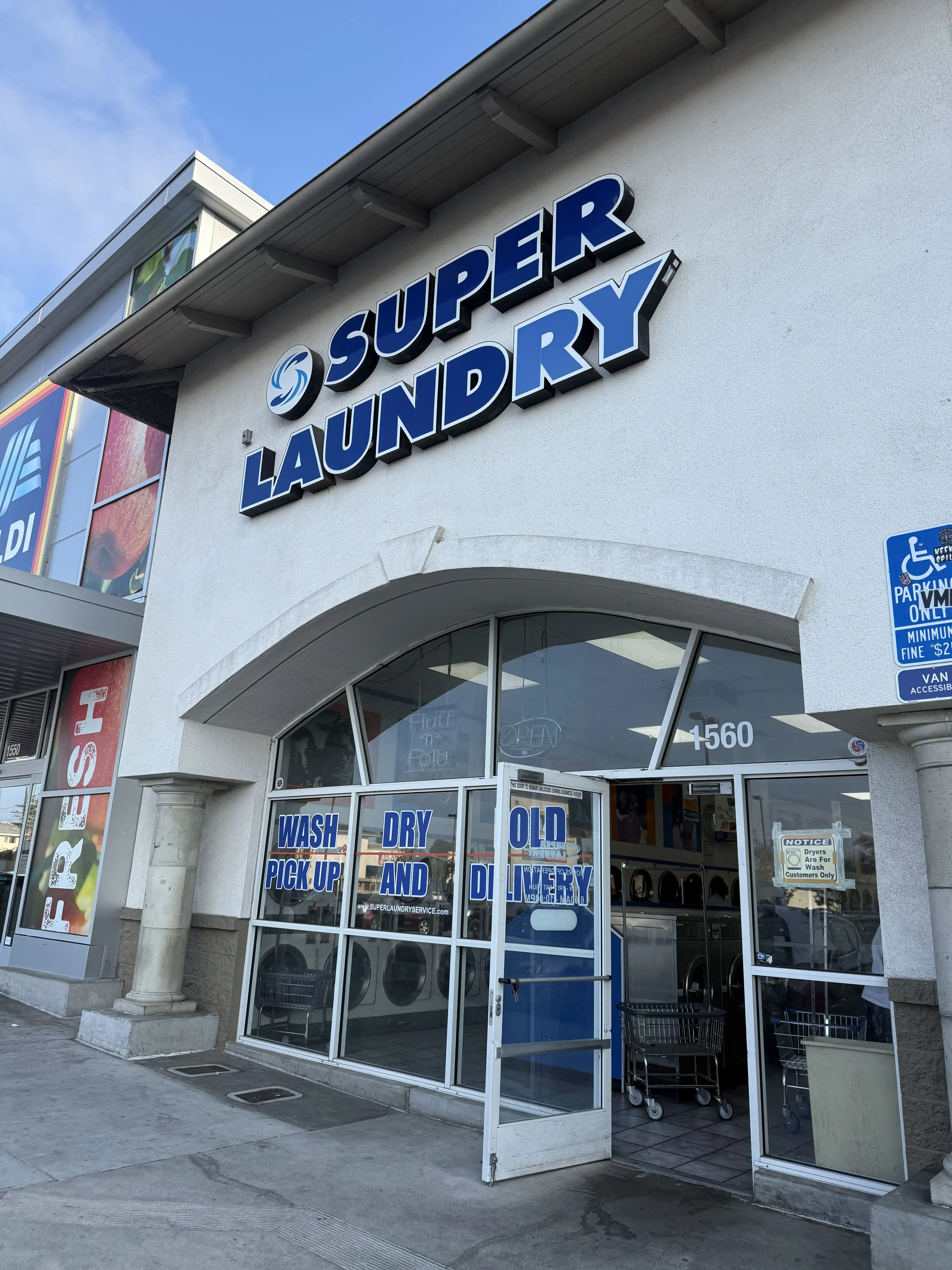 Super Laundry Wash & Fold - Image 4