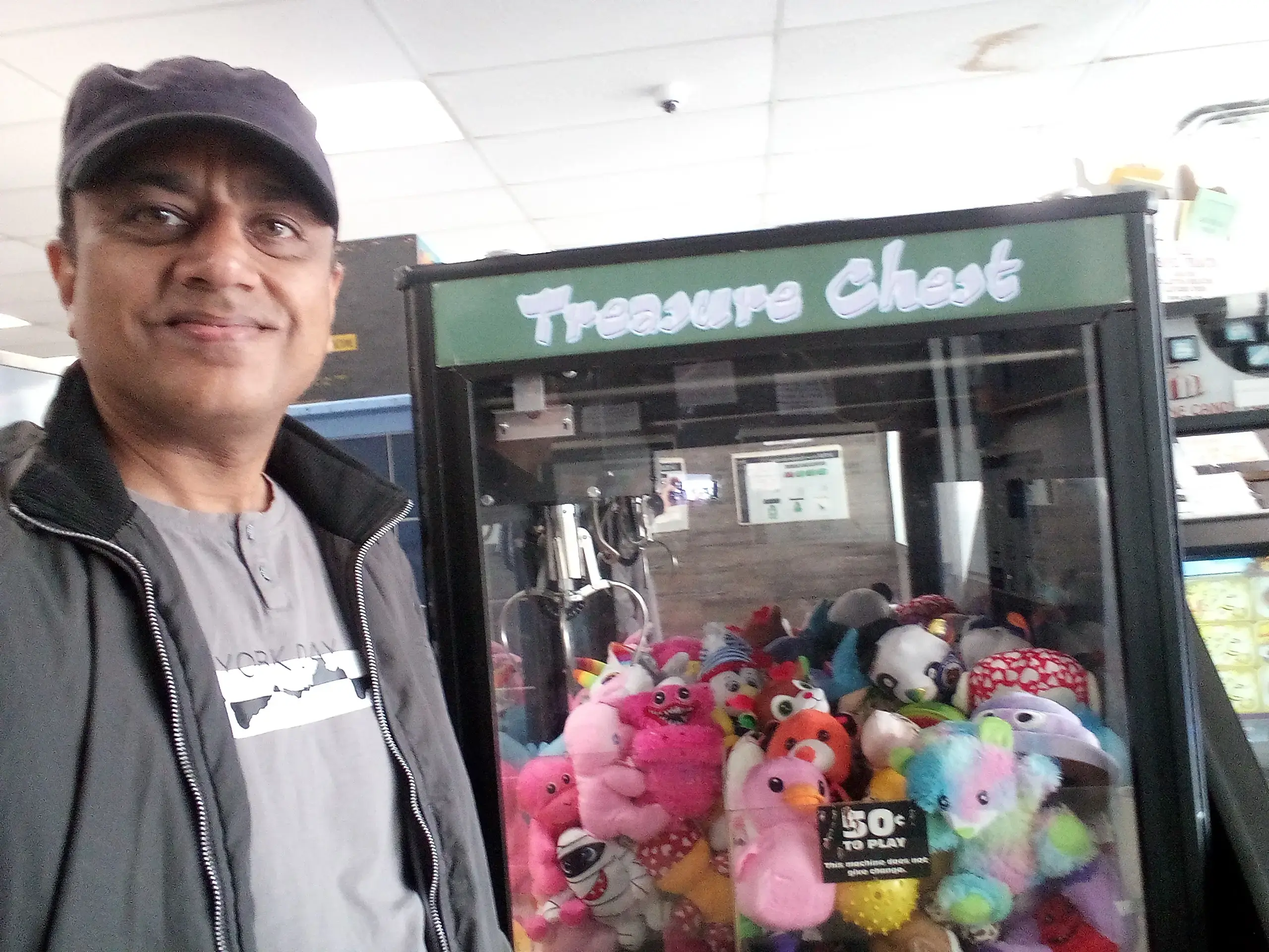 Super Saver Free Dry Laundromat thumbnail 15