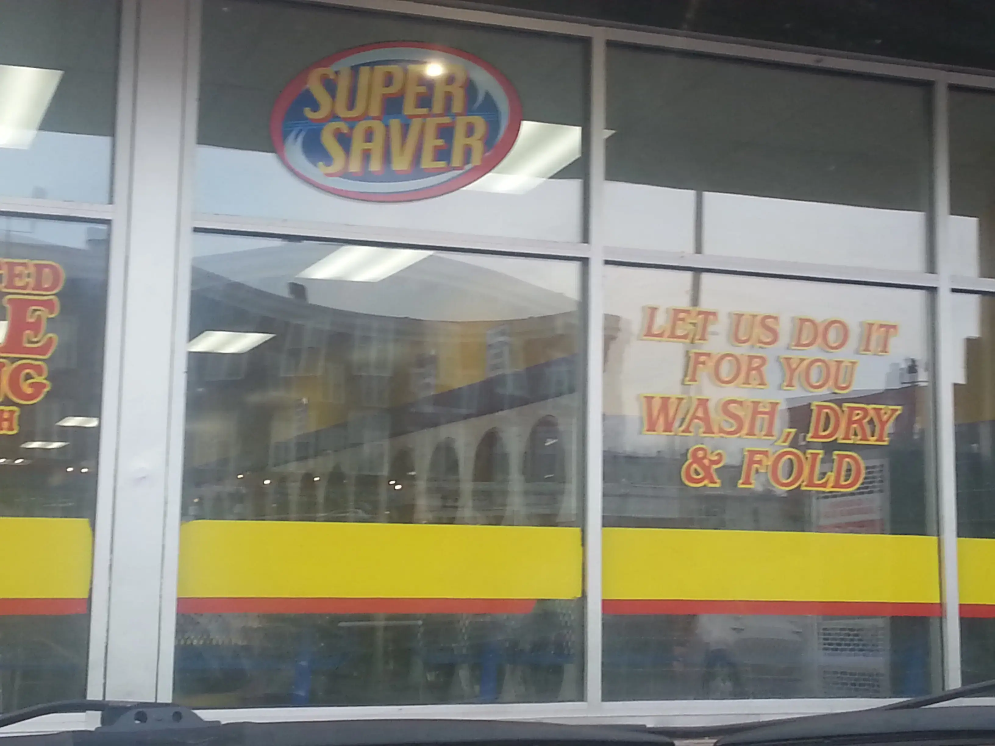 Super Saver Free Dry Laundromat - Image 6