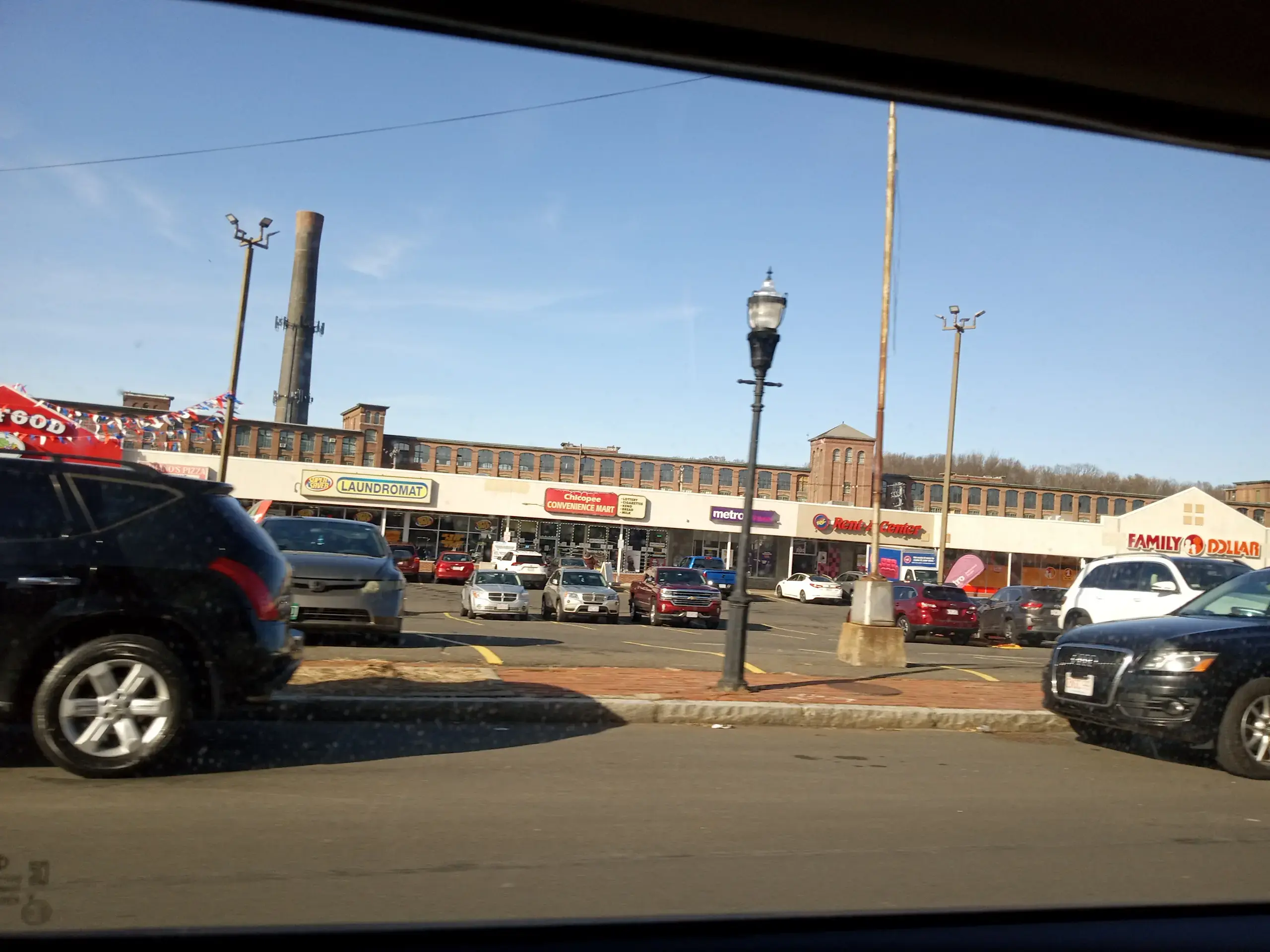 Super Saver Free Dry Laundromat thumbnail 2