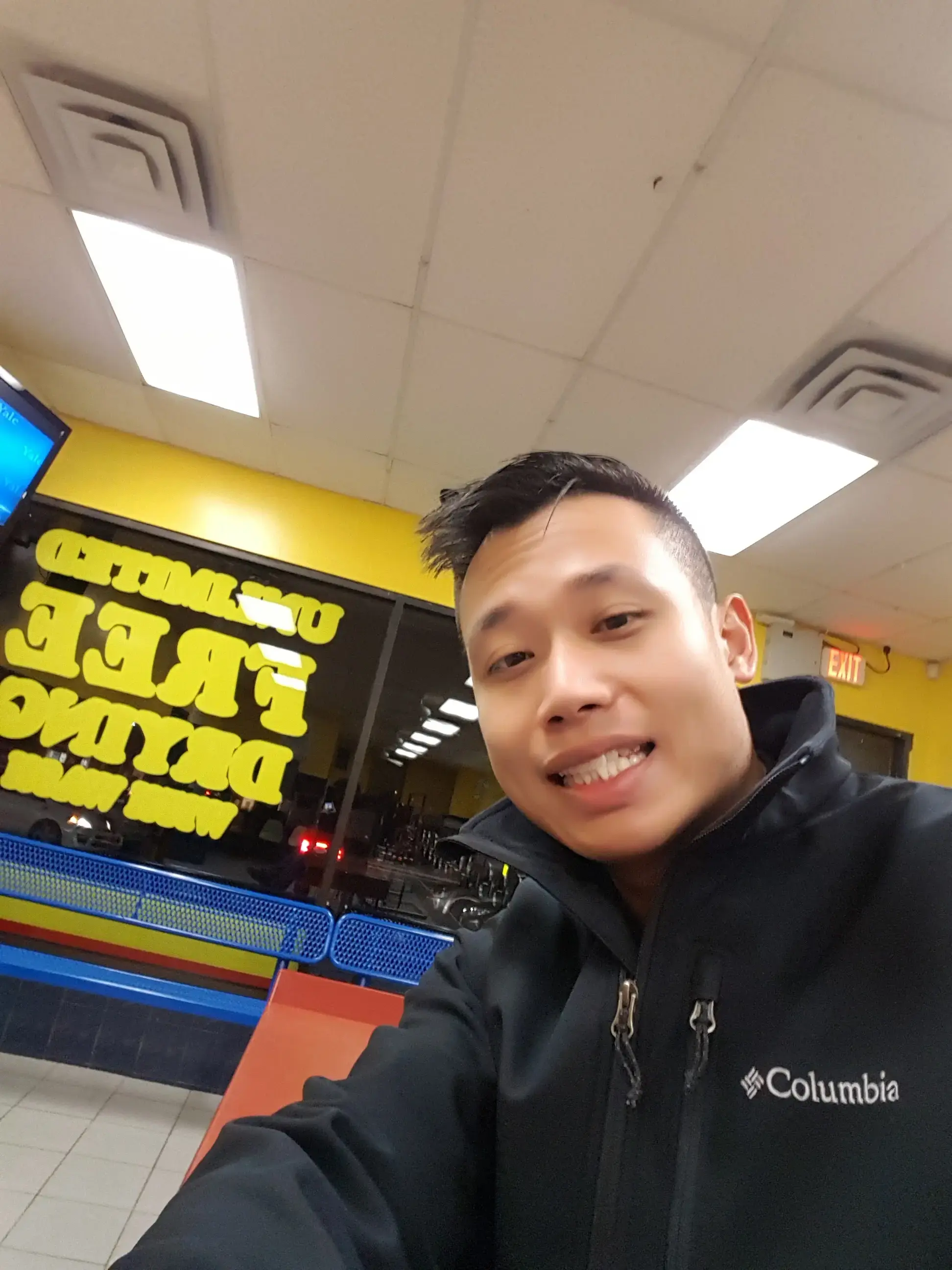 Super Saver Free Dry Laundromat Danbury thumbnail 13