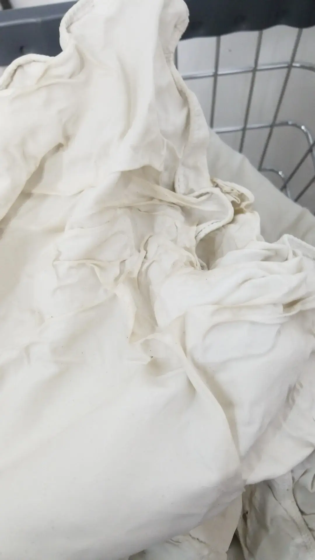 Super Saver Free Dry Laundromat Danbury - Image 9