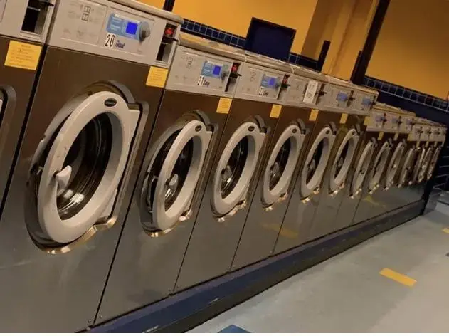 Super Saver Free Dry Laundromat Danbury thumbnail 10