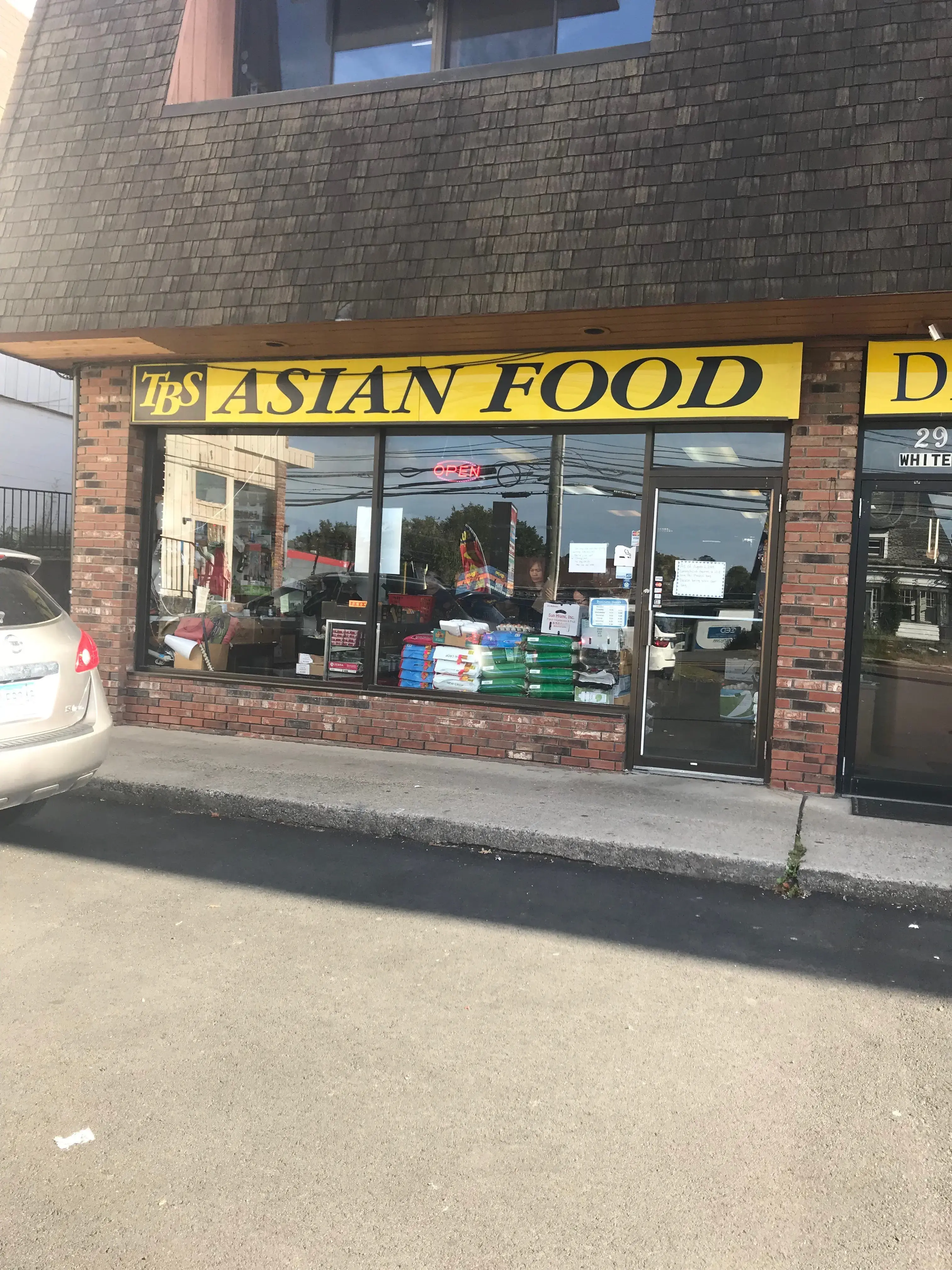 Super Saver Free Dry Laundromat Danbury thumbnail 7