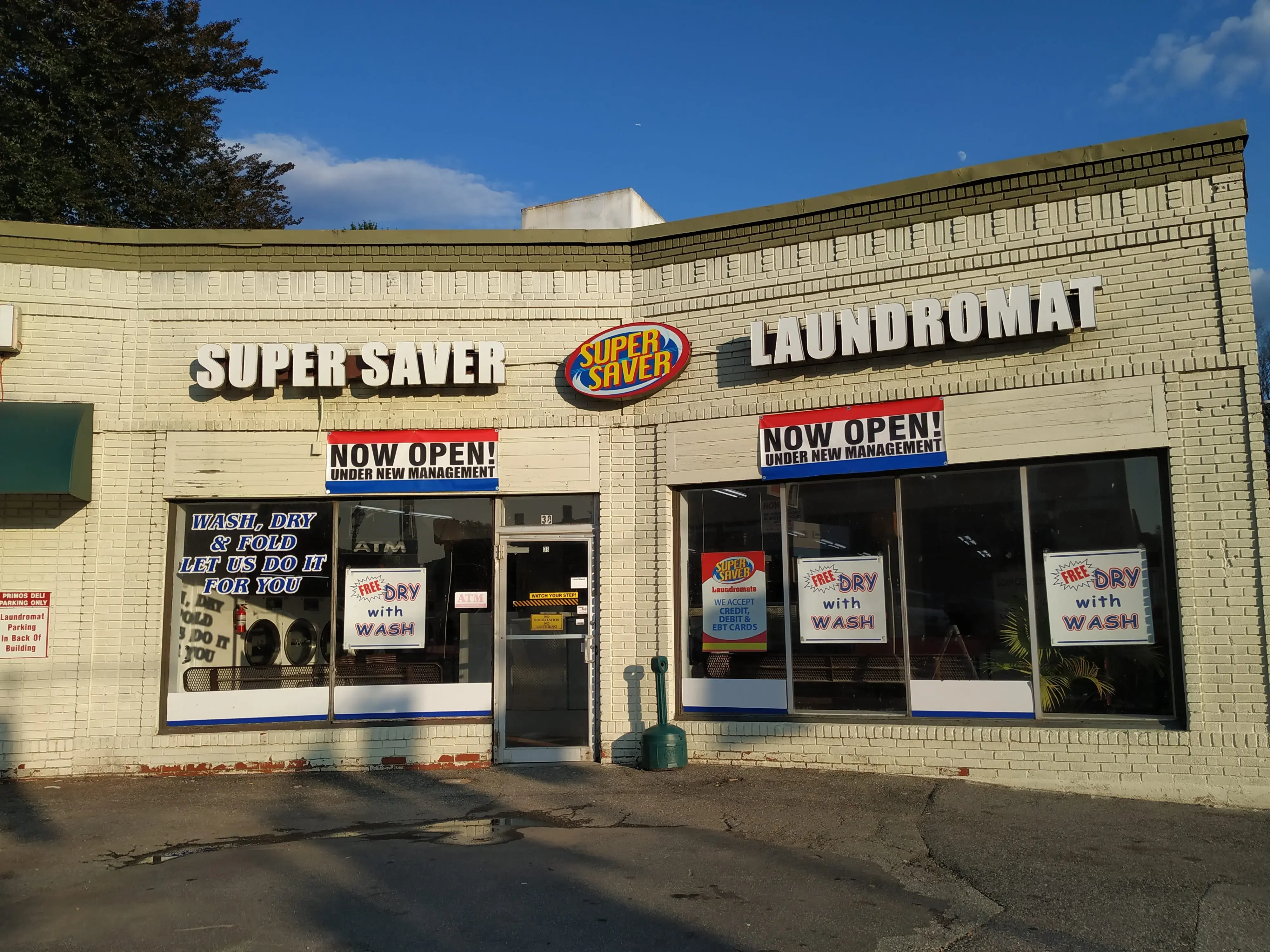 Super Saver Free Dry Laundromat Danbury - Image 4