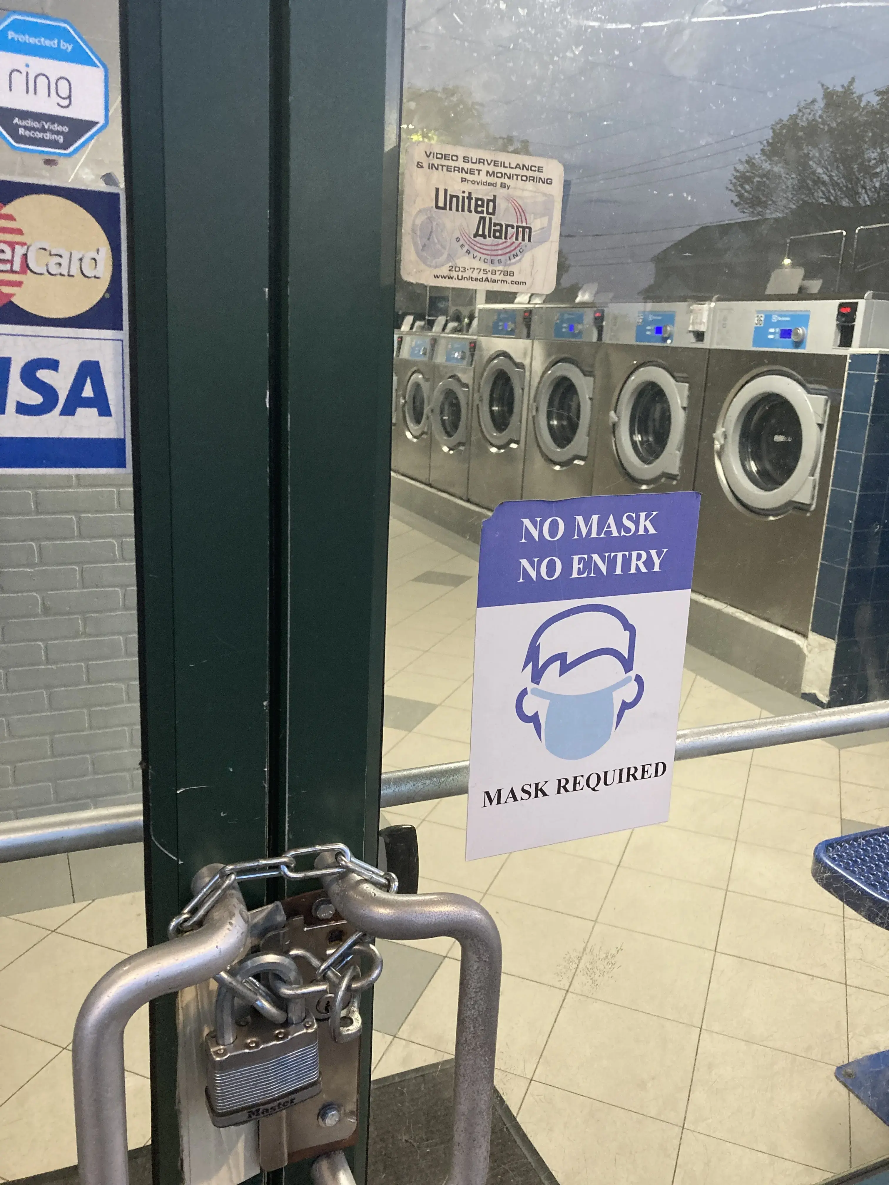 Super Saver Free Dry Laundromat thumbnail 5