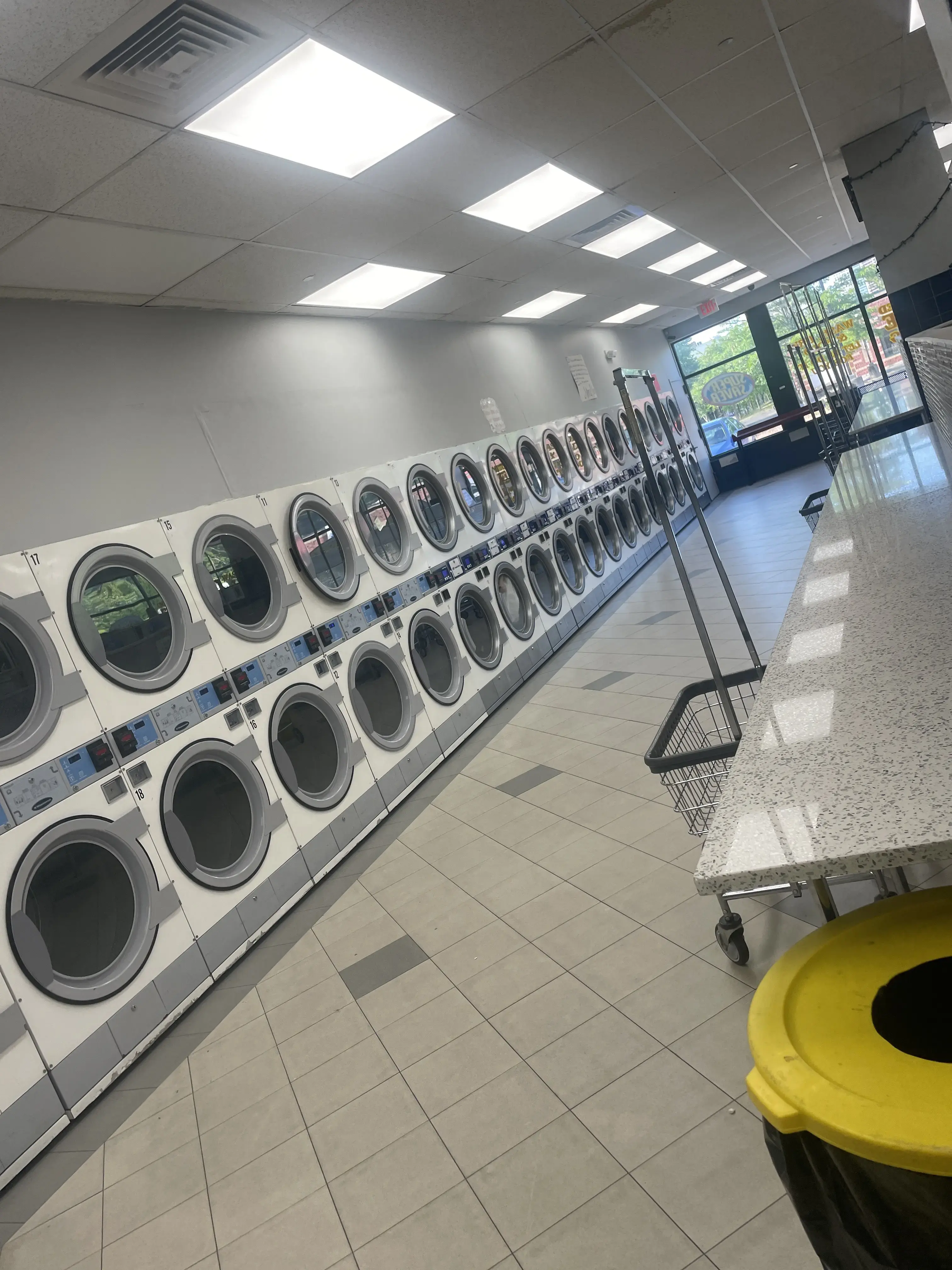 Super Saver Free Dry Laundromat location