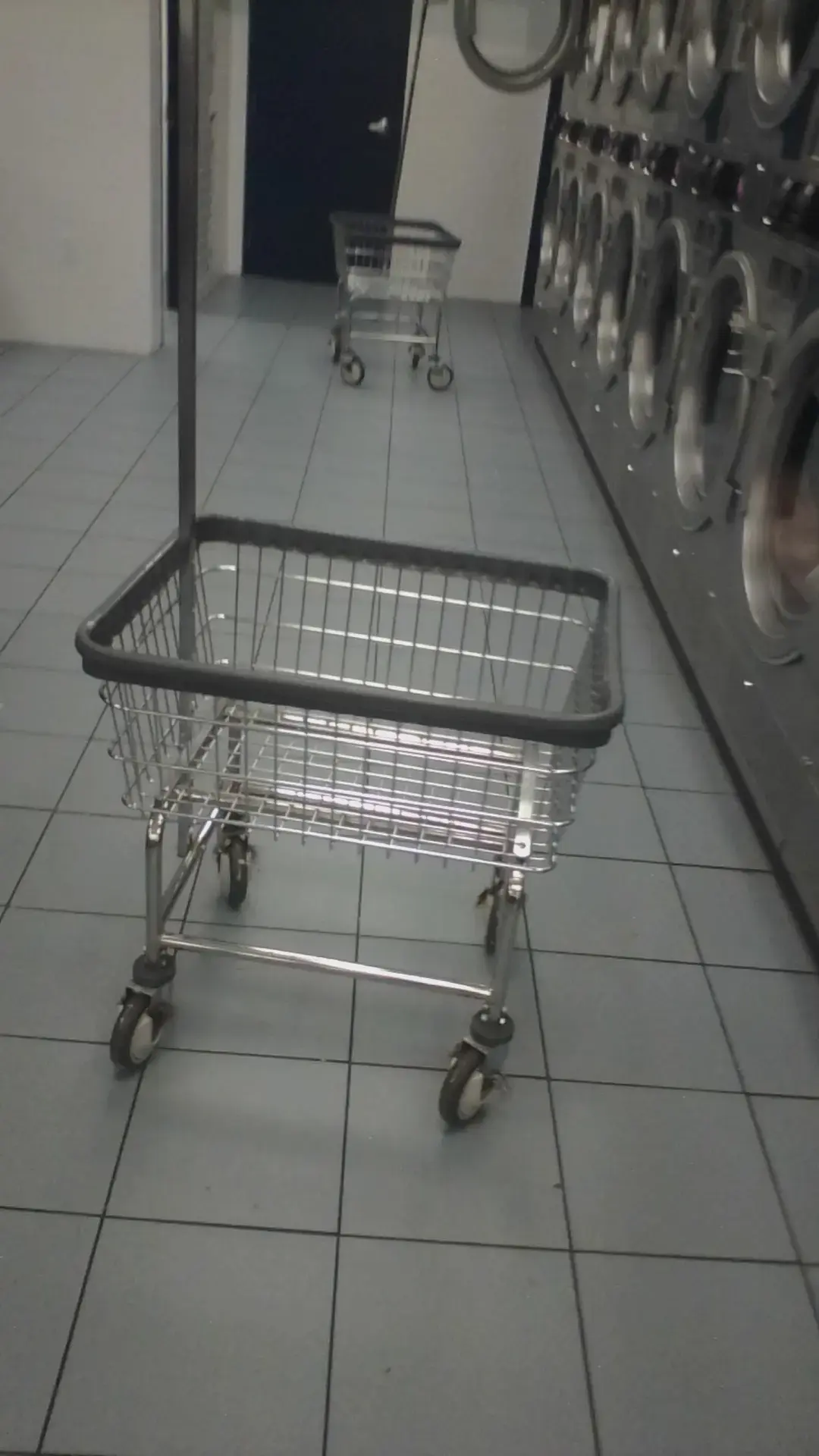 Super Saver Free Dry Laundromat thumbnail 6