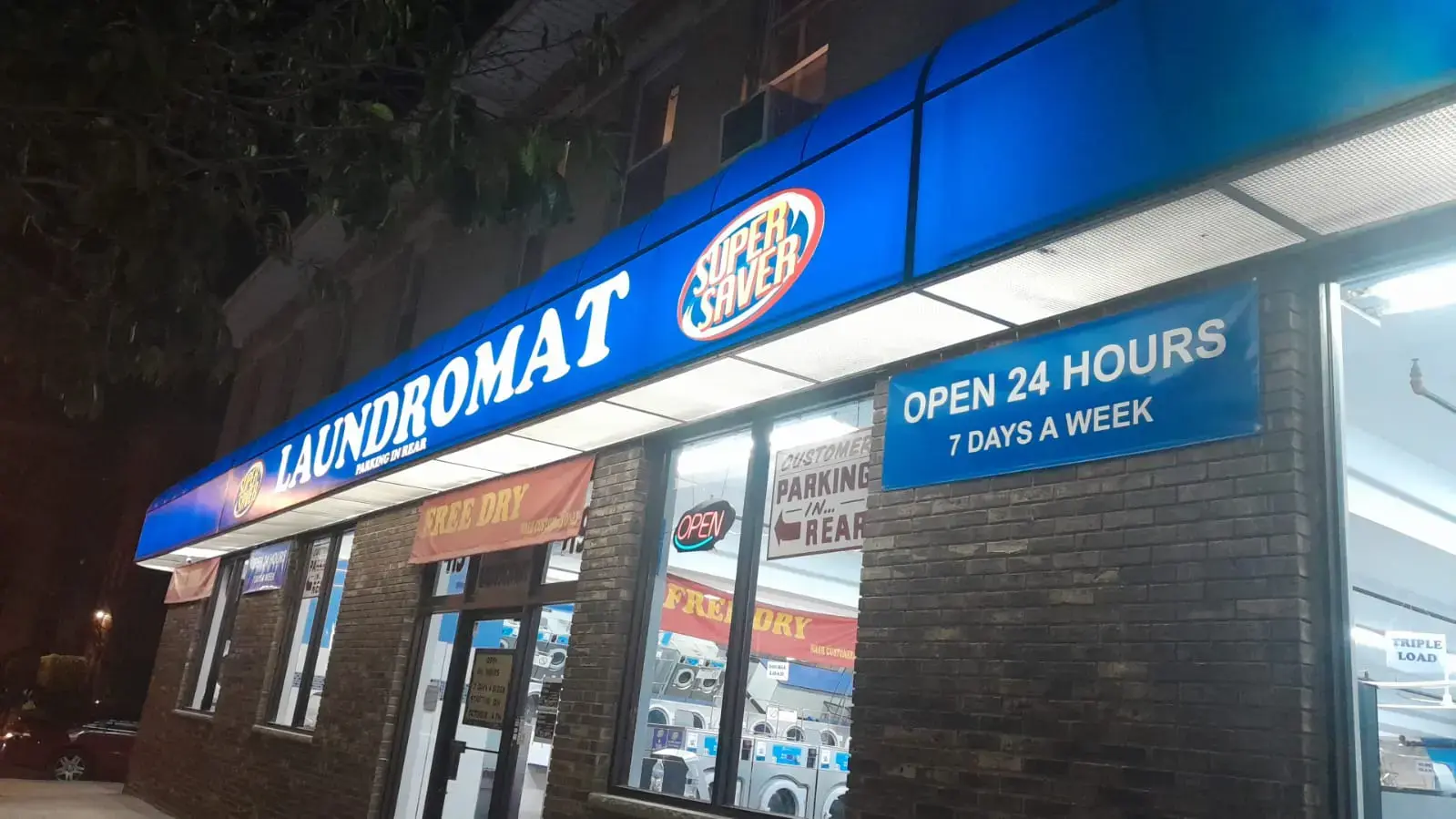 Super Saver Giant Laundromat thumbnail 6